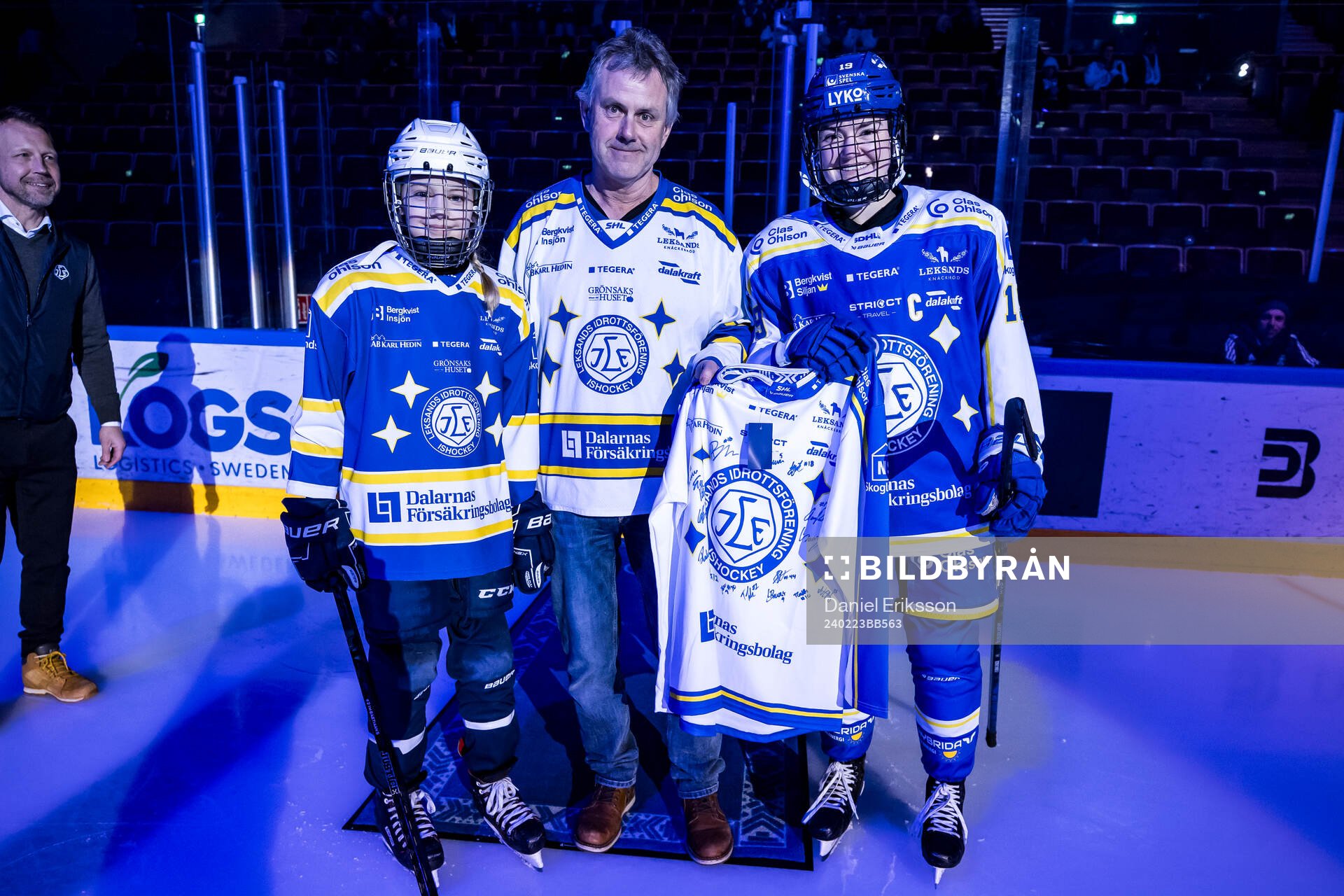 Kvällens matchvärd Hälla brandstation och Leksands Anna