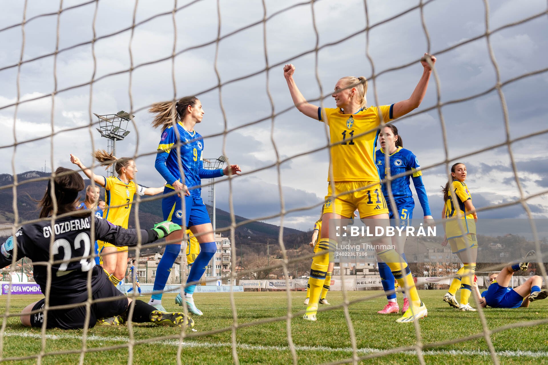 Stina Blackstenius of Sweden celebrate the 0-2 goal by