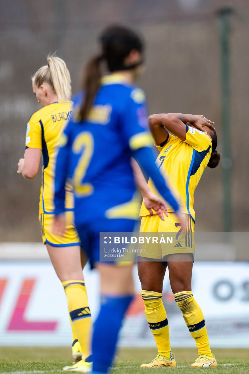 Madelen Janogy of Sweden reacts