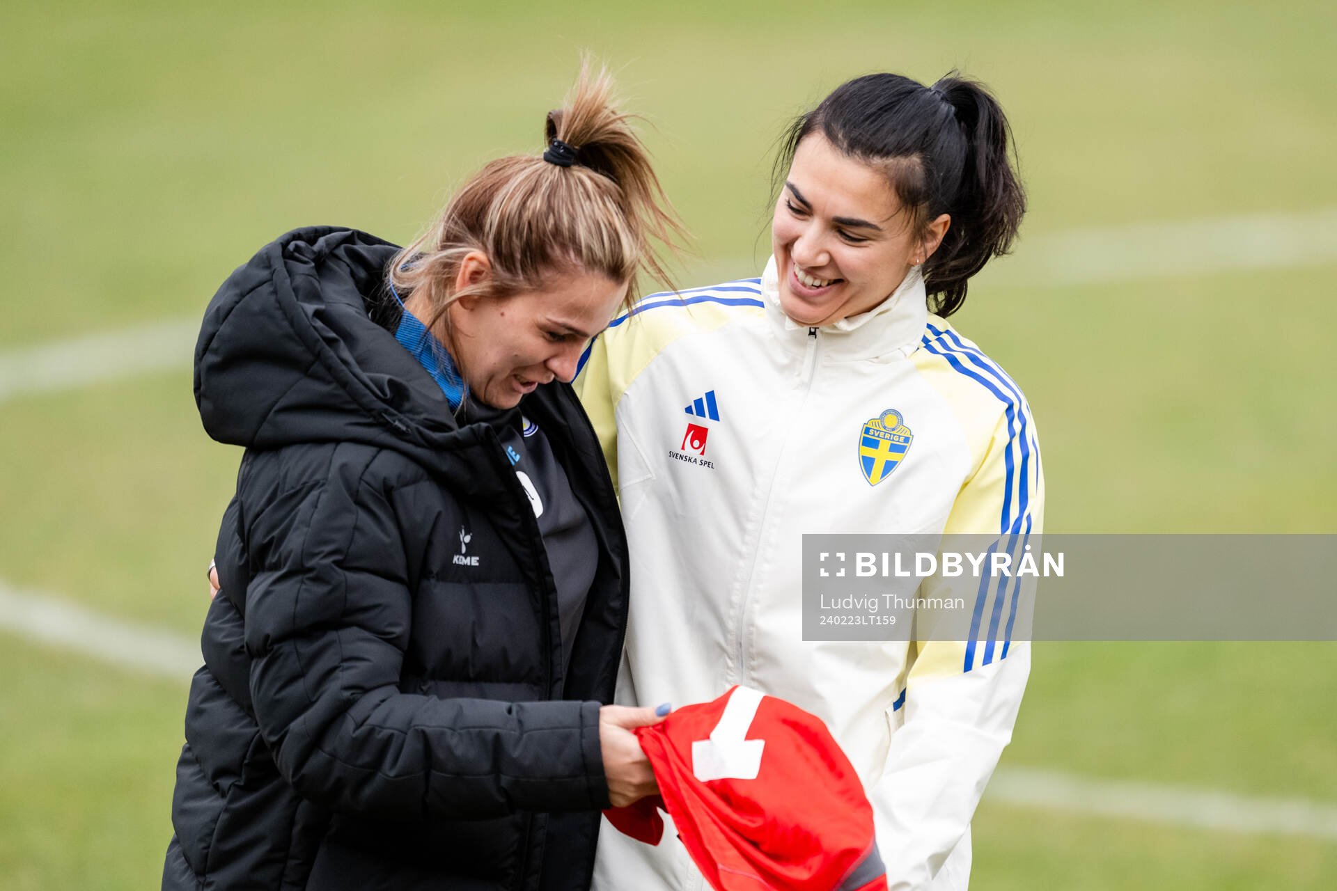 Goalkeeper Zecira Musovic of Sweden