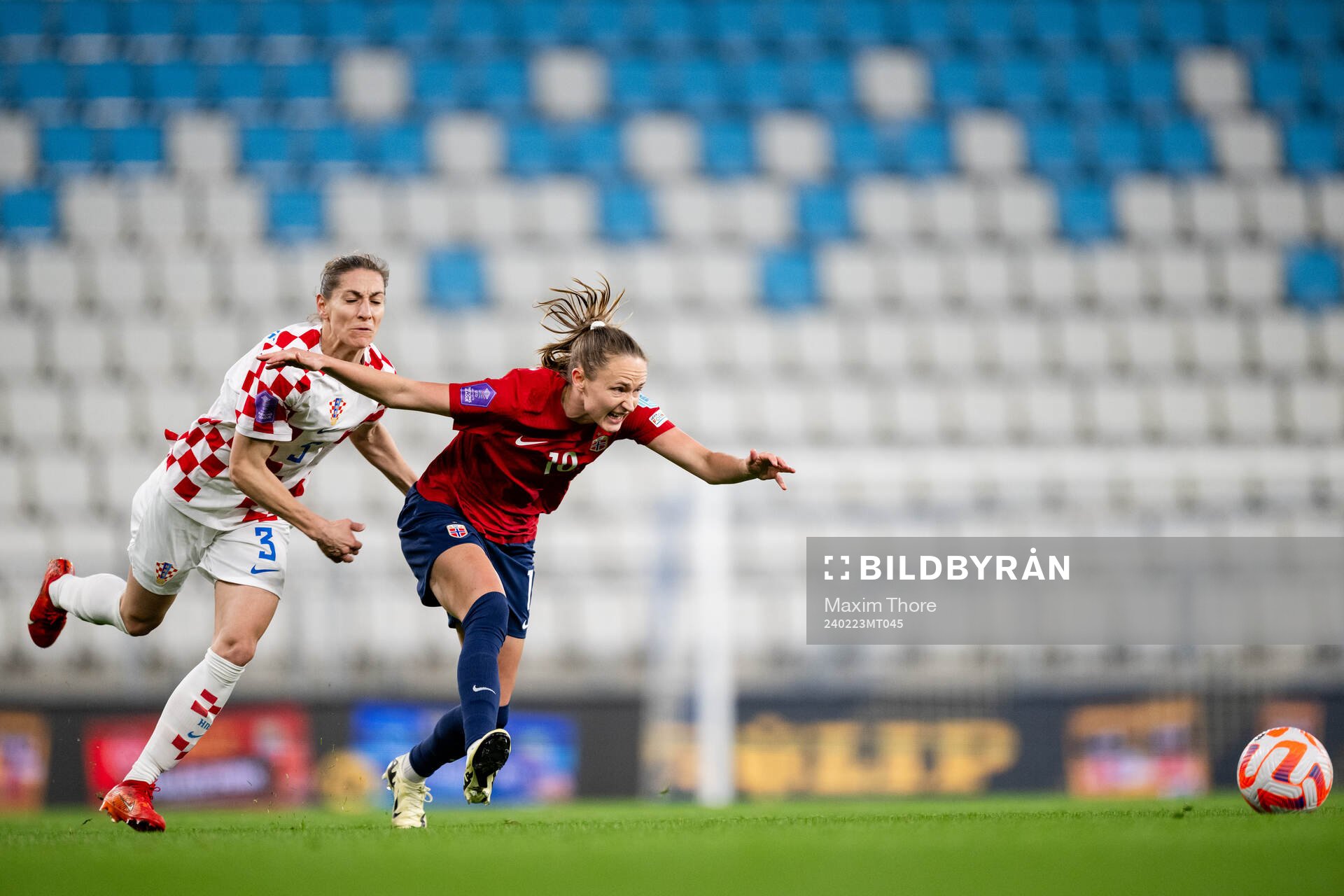 Ana Jelencic of Croatia and Caroline Graham Hansen of Norway