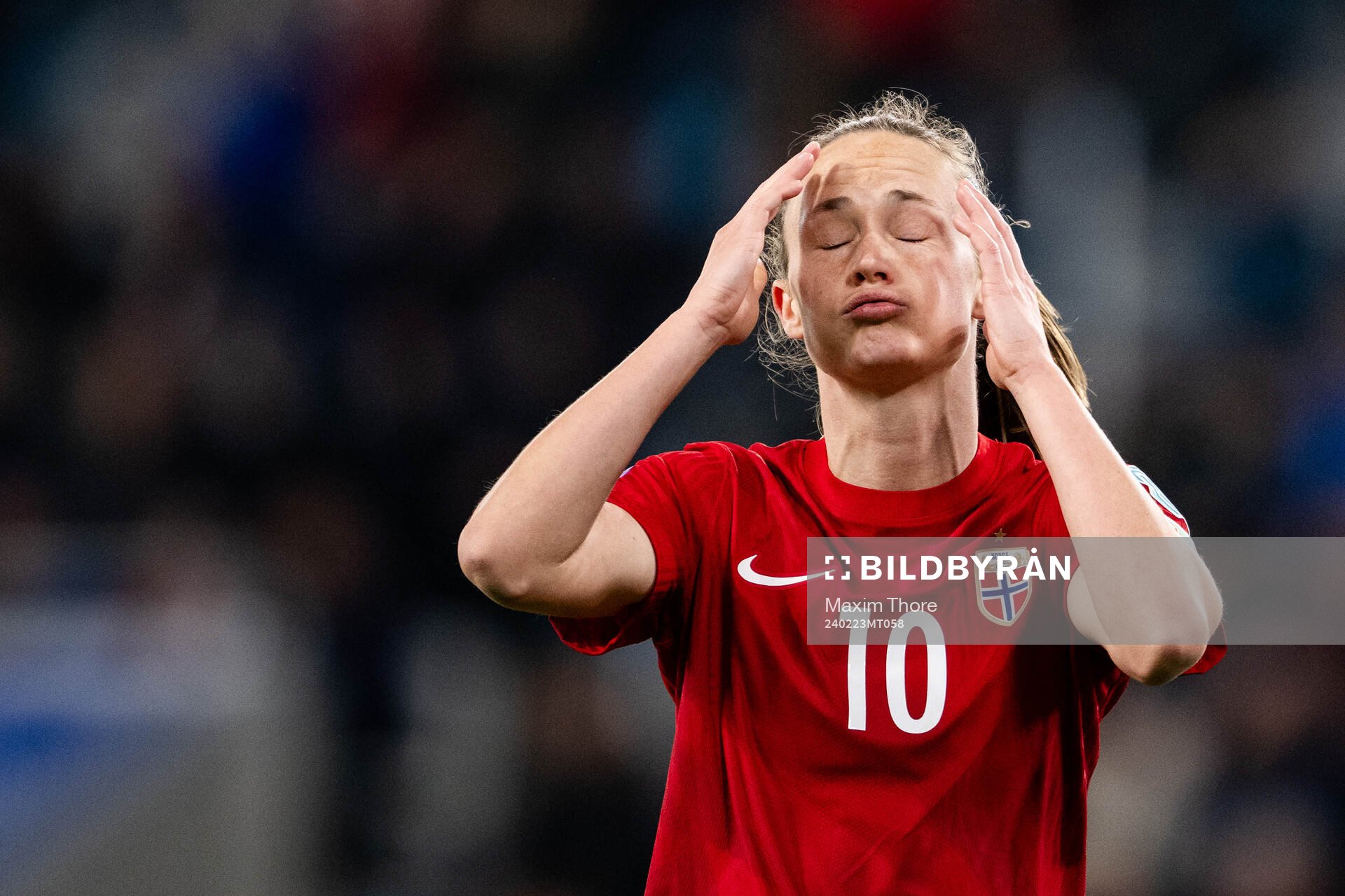 Caroline Graham Hansen of Norway looks dejected