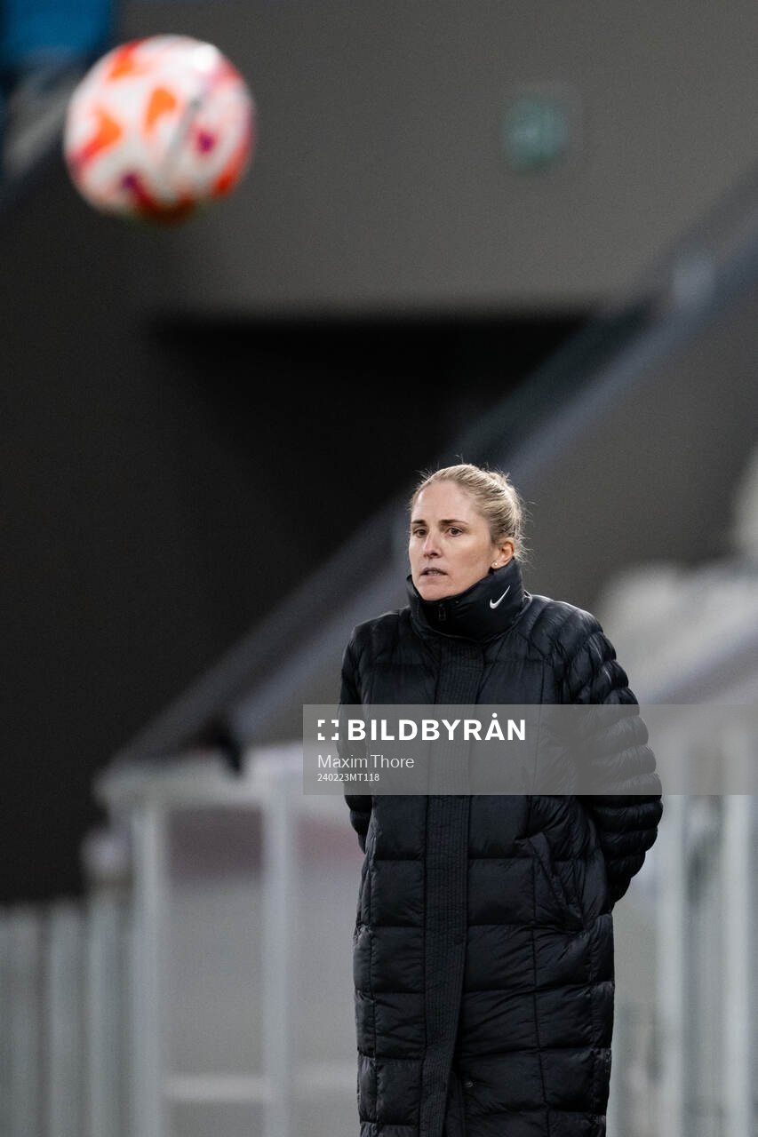 Head coach Gemma Grainger of Norway