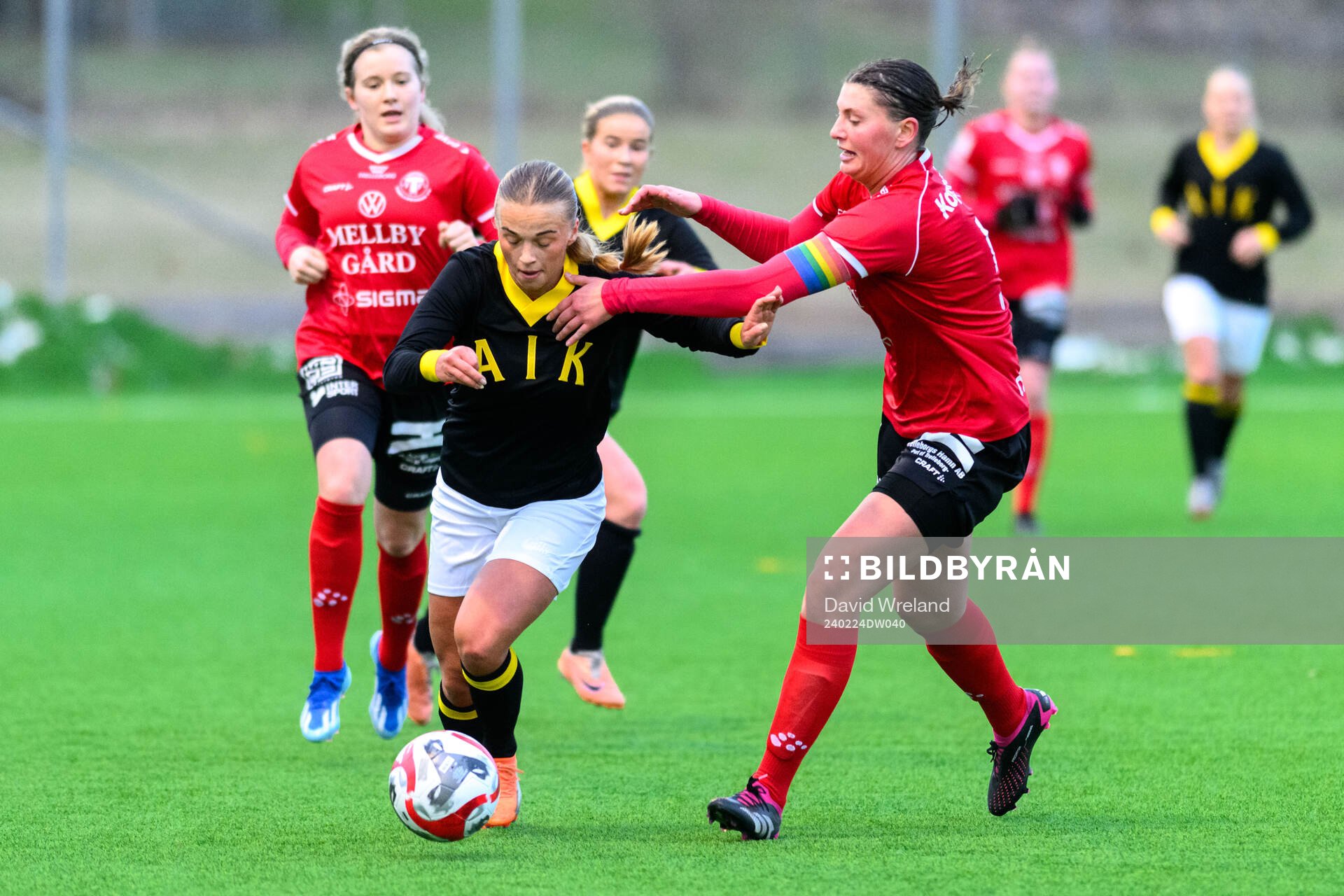 AIKs Villemo Dahlqvist och Trelleborgs Saga Ollerstam