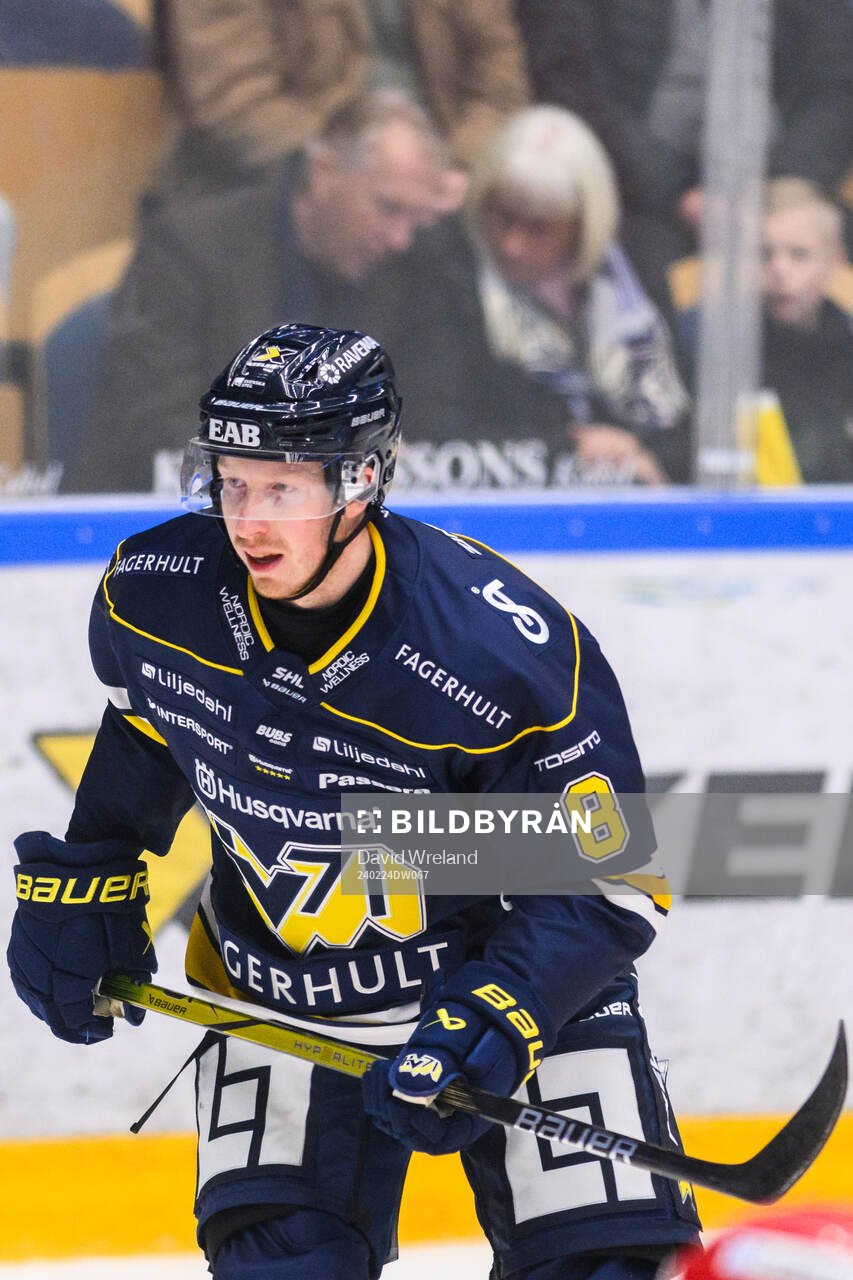 HV71s Colby Sissons