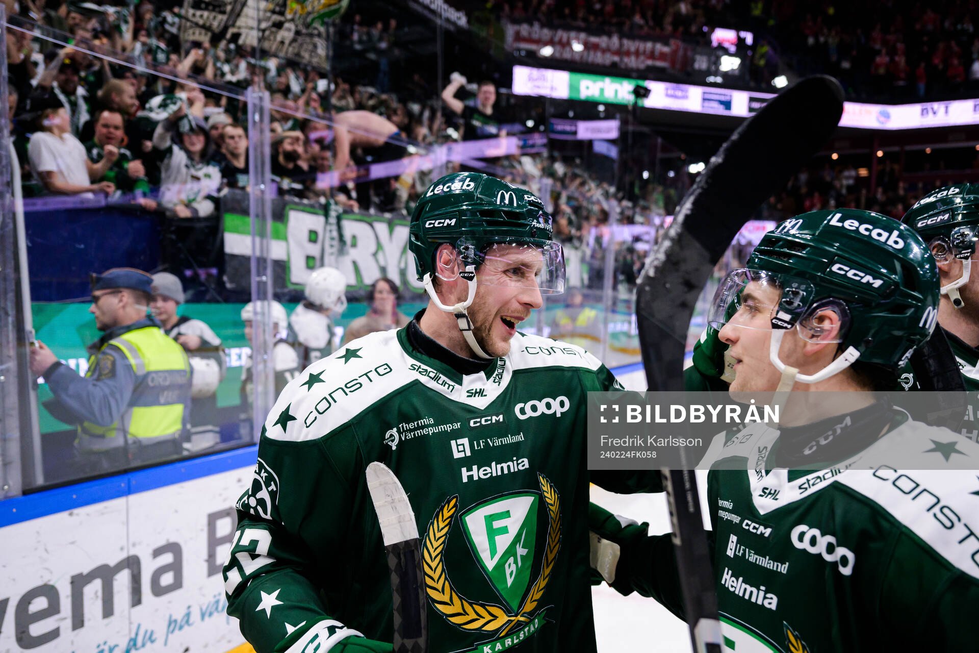 Färjestads Per Åslund jublar