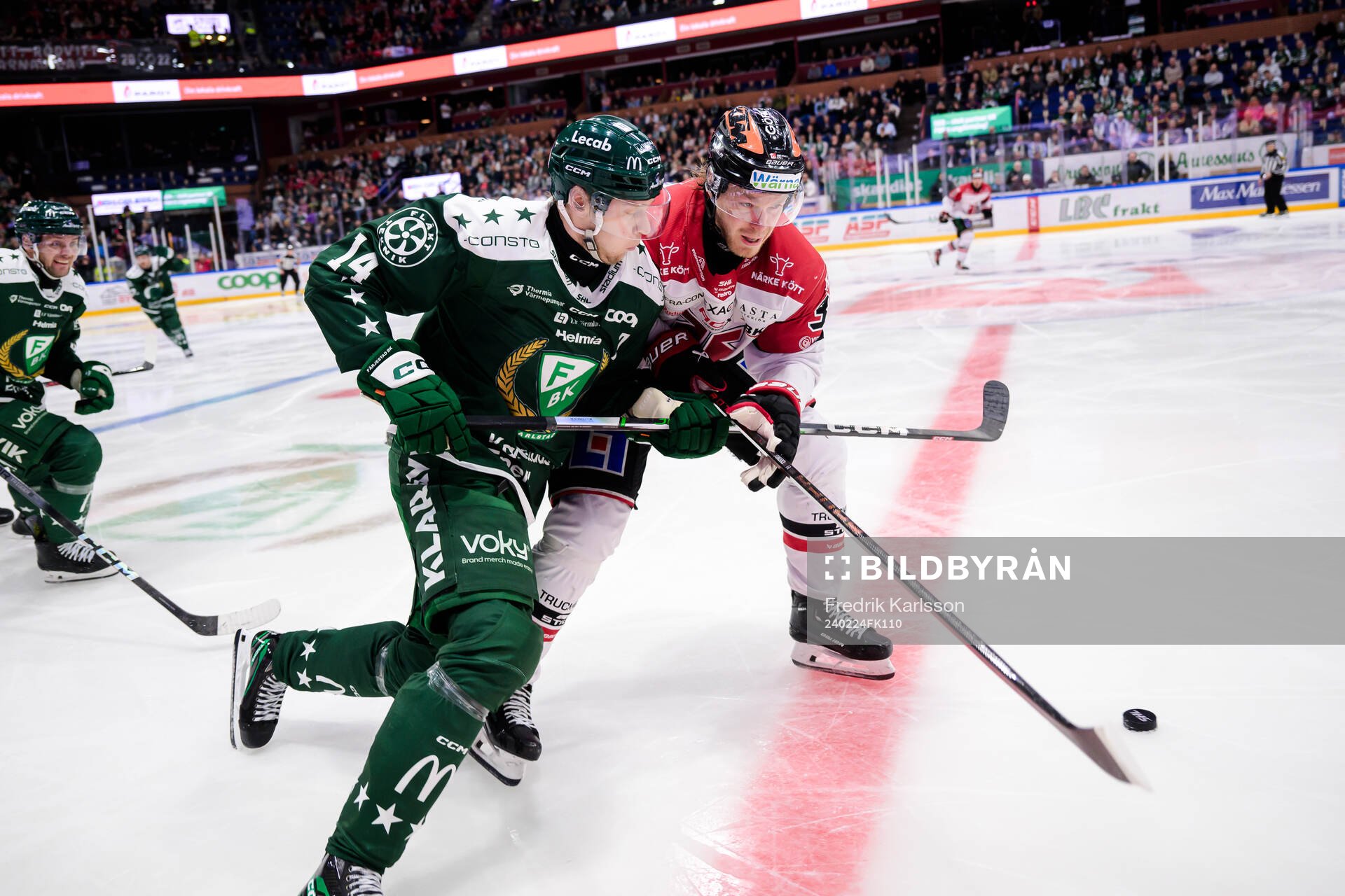 Färjestads Victor Ejdsell och Örebros Christopher