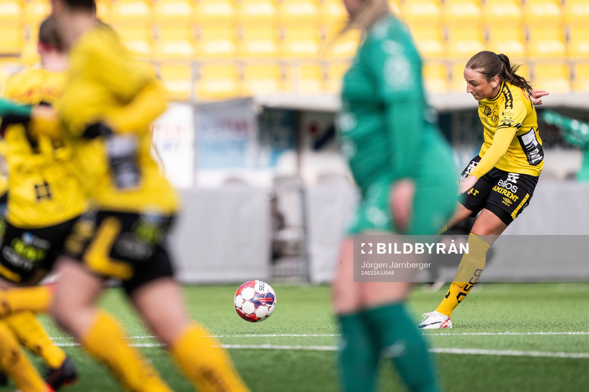 Elfsborgs Stina Jensen under träningsmatchen mellan Elfsborg och Ljungskile SK den 24 februari 2024 i Borås. 