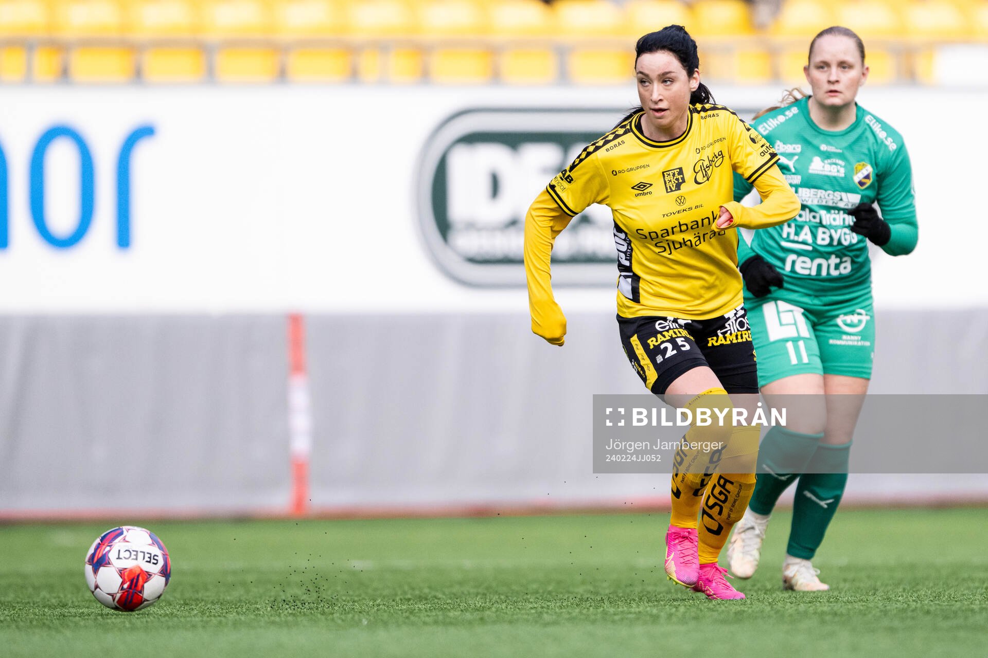 Elfsborgs Izabella Bergström under träningsmatchen mellan Elfsborg och Ljungskile SK den 24 februari 2024 i Borås. 