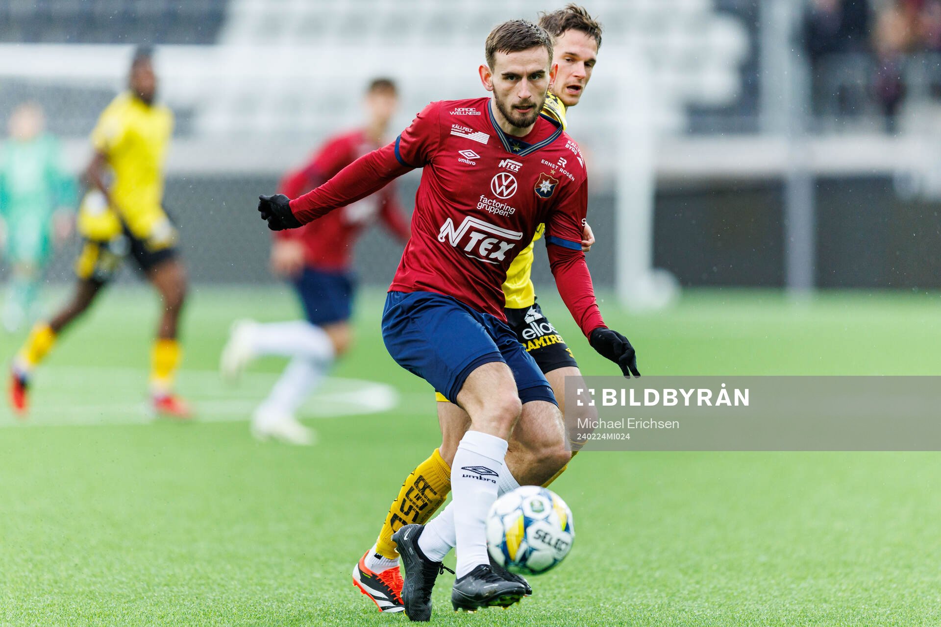 Örgrytes Erion Sadiku och Elfsborgs Jens Jakob Dyhr