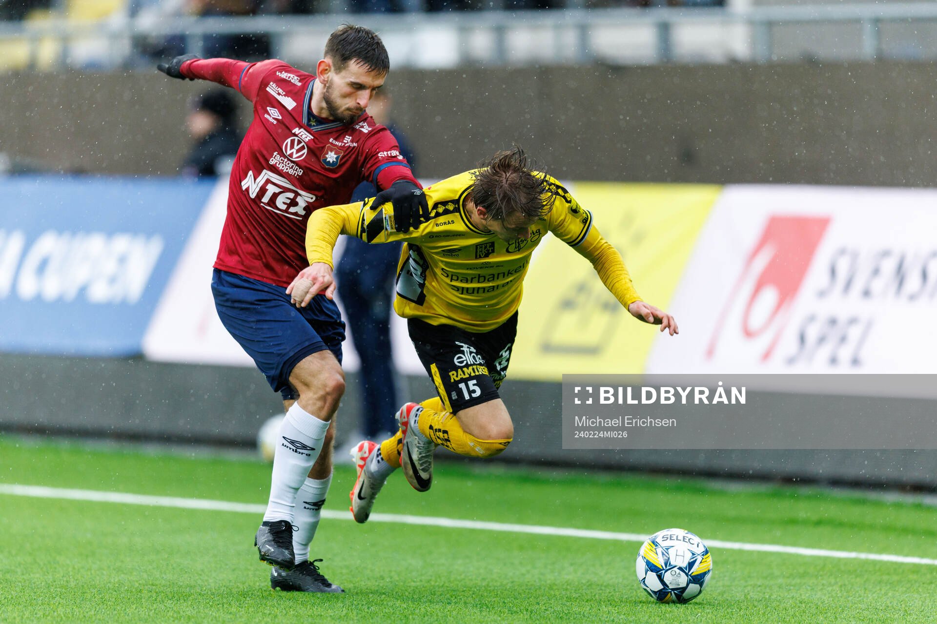 Örgrytes Erion Sadiku och Elfsborgs Simon Hedlund