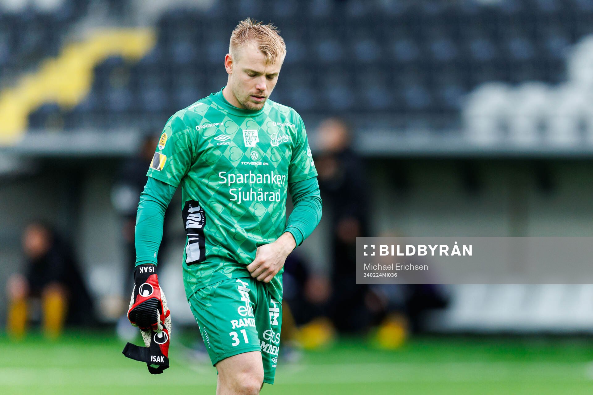 Elfsborgs målvakt Isak Pettersson deppar