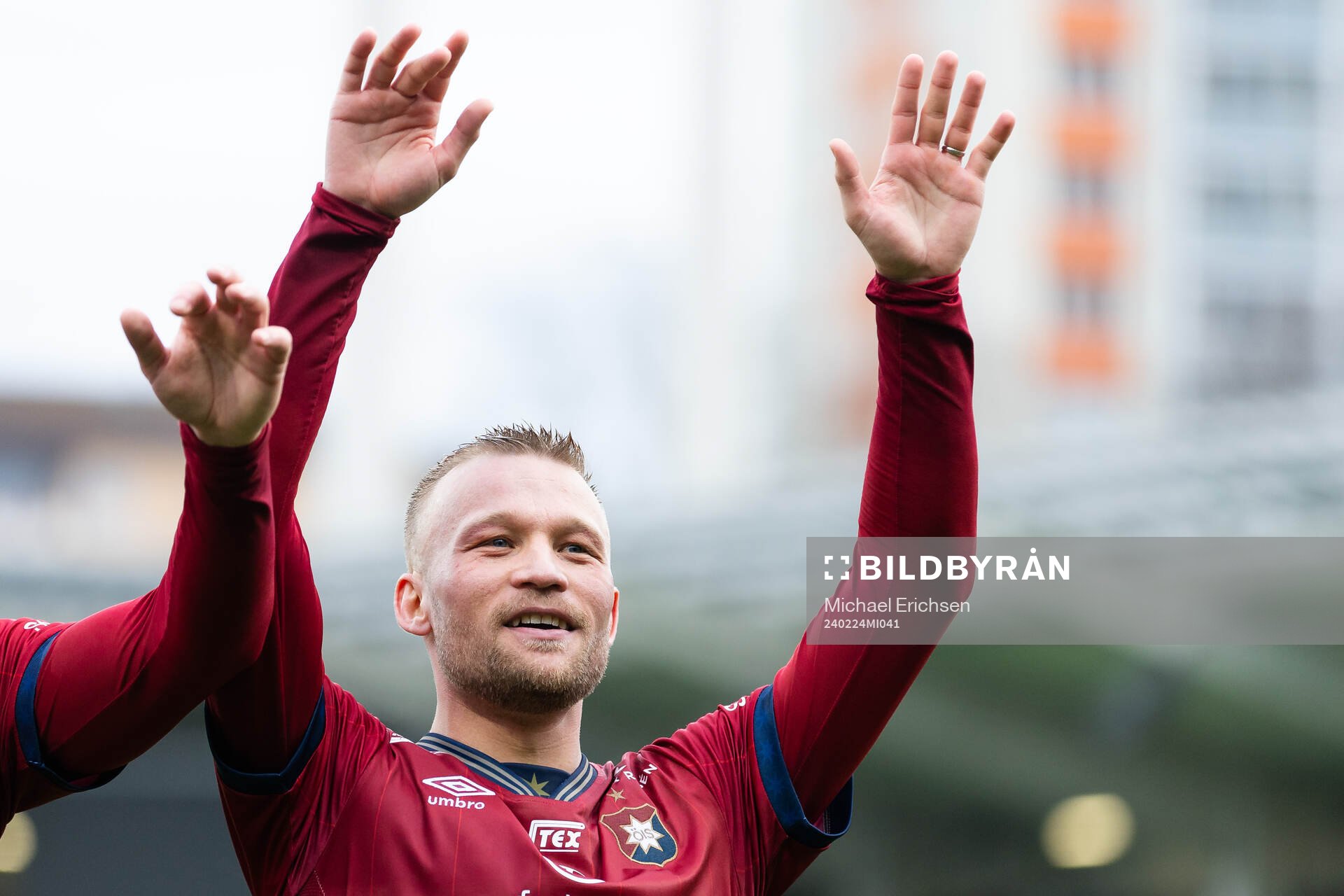 Örgrytes Nicklas Bärkroth jublar