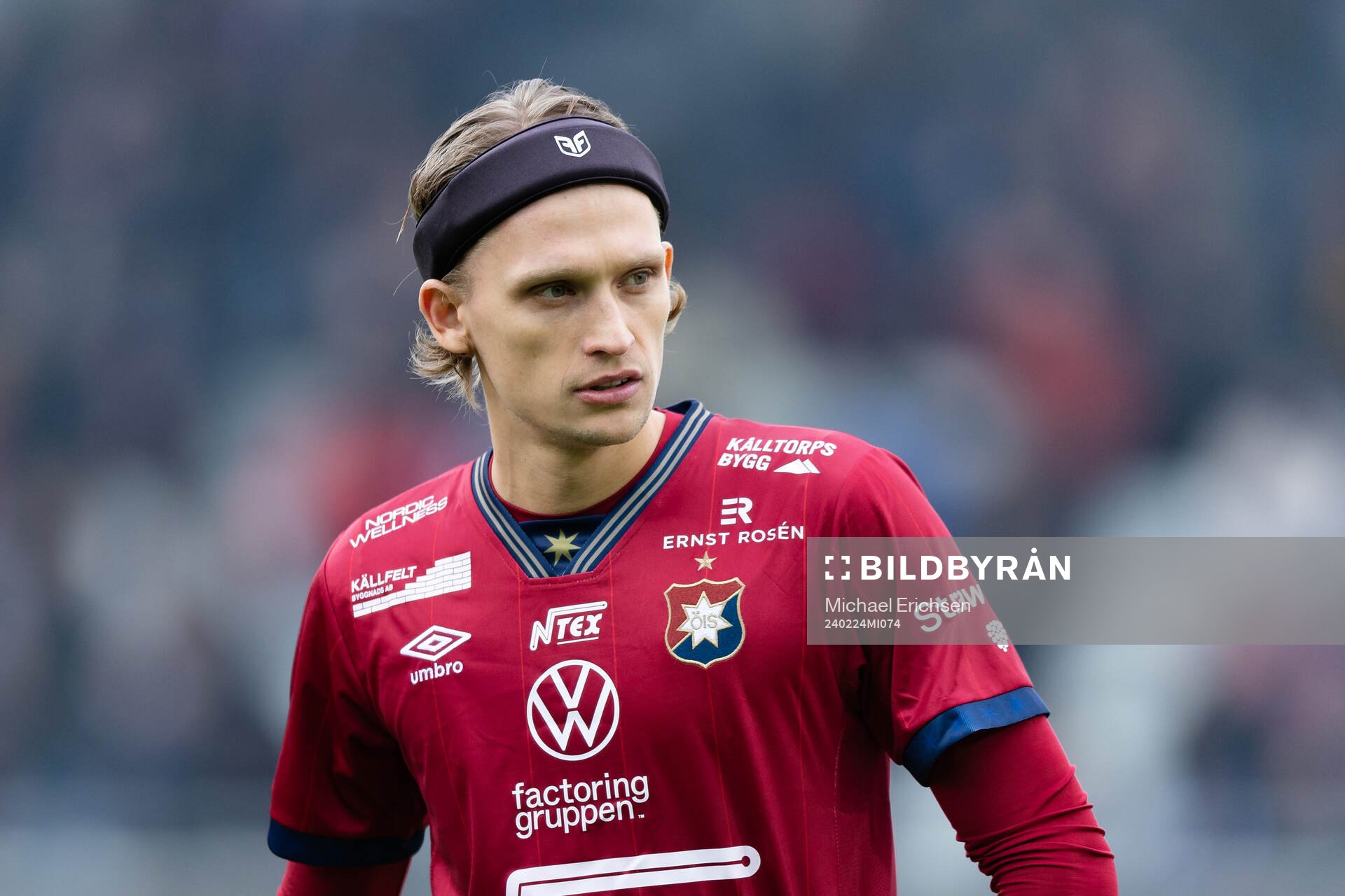 Örgrytes Charlie Vindehall innan fotbollsmatchen i Svenska