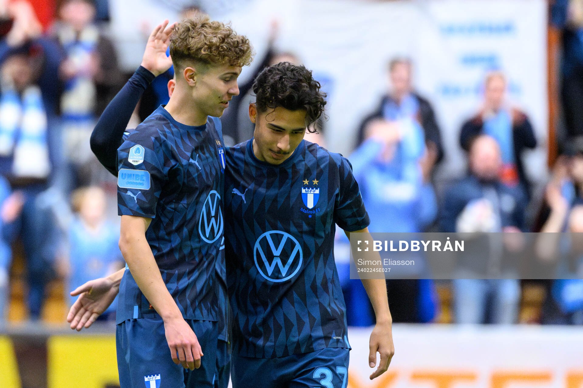 Malmö FFs Hugo Bolin och Adrian Skogmar jublar