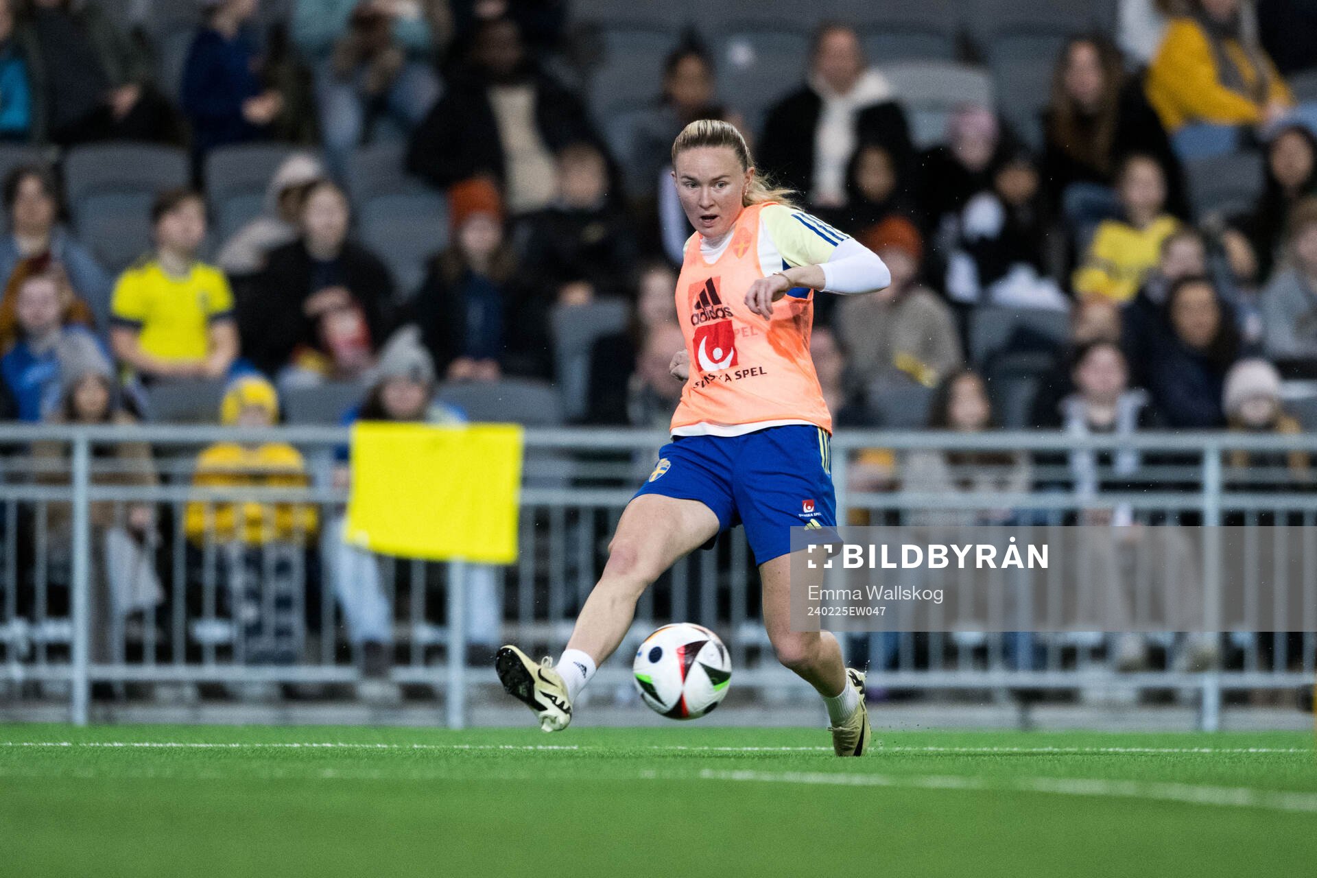 Matilda Vinberg of Sweden of the women's national football