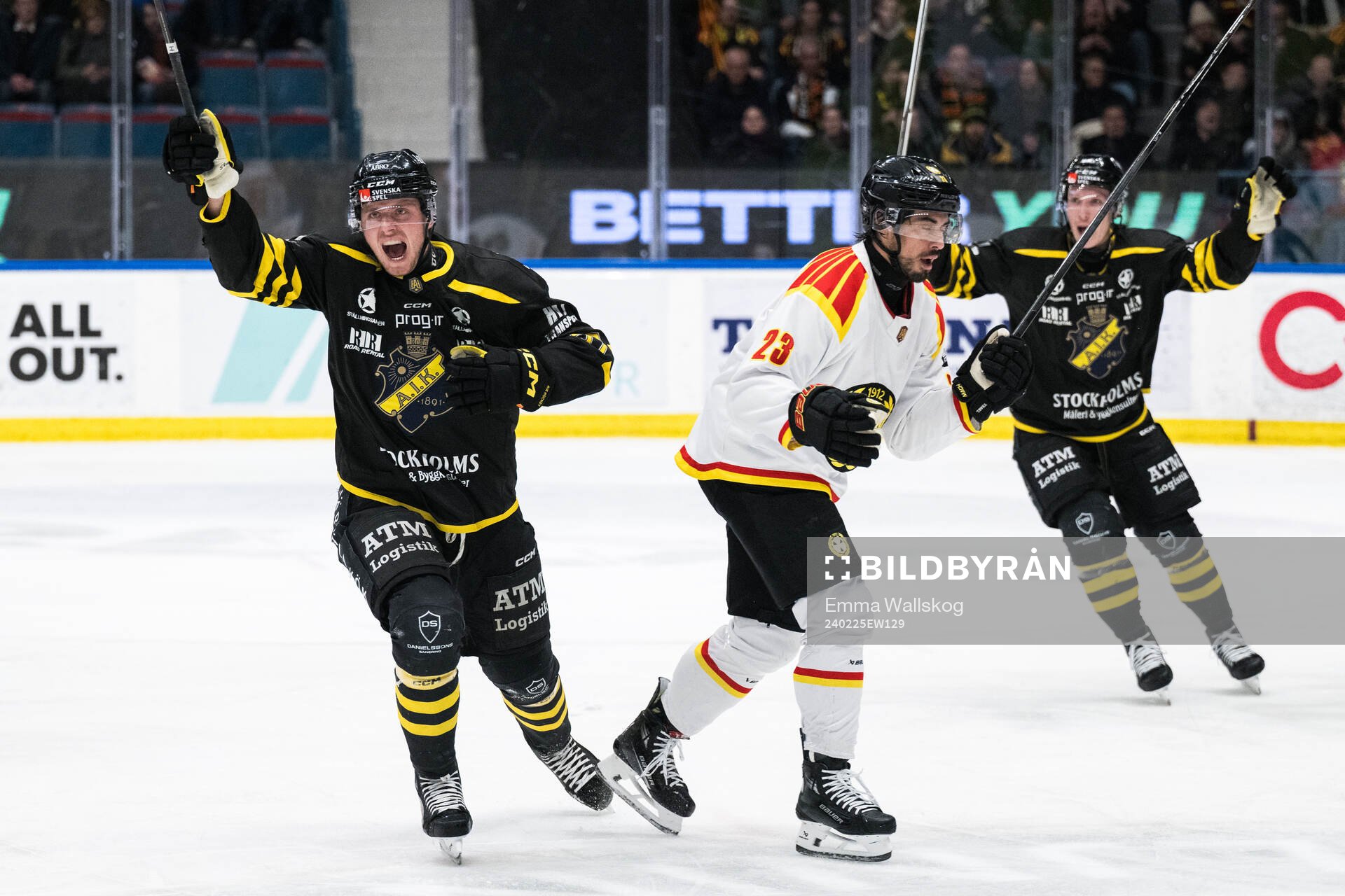 AIKs Alfred Barklund jublar