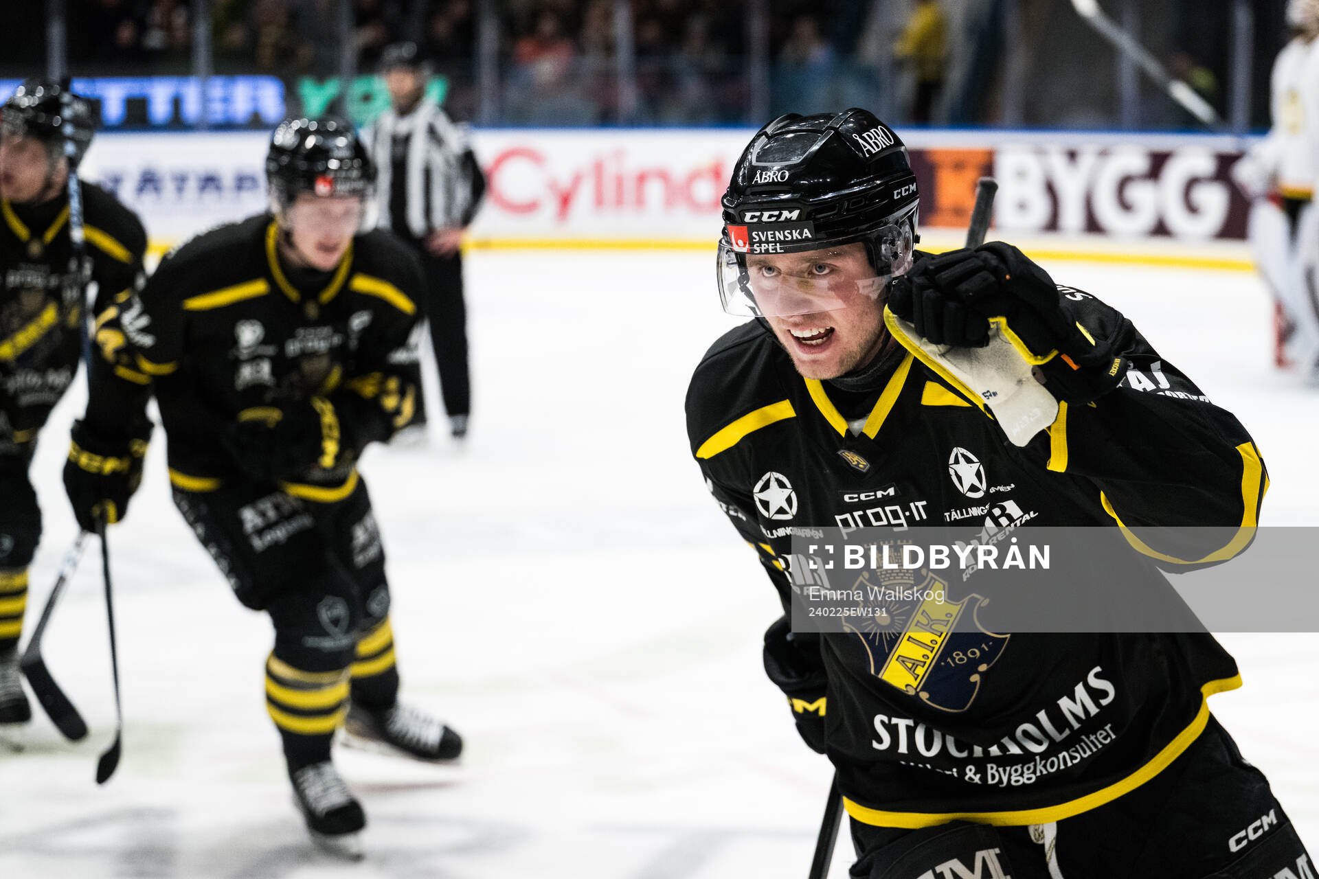 AIKs Alfred Barklund jublar