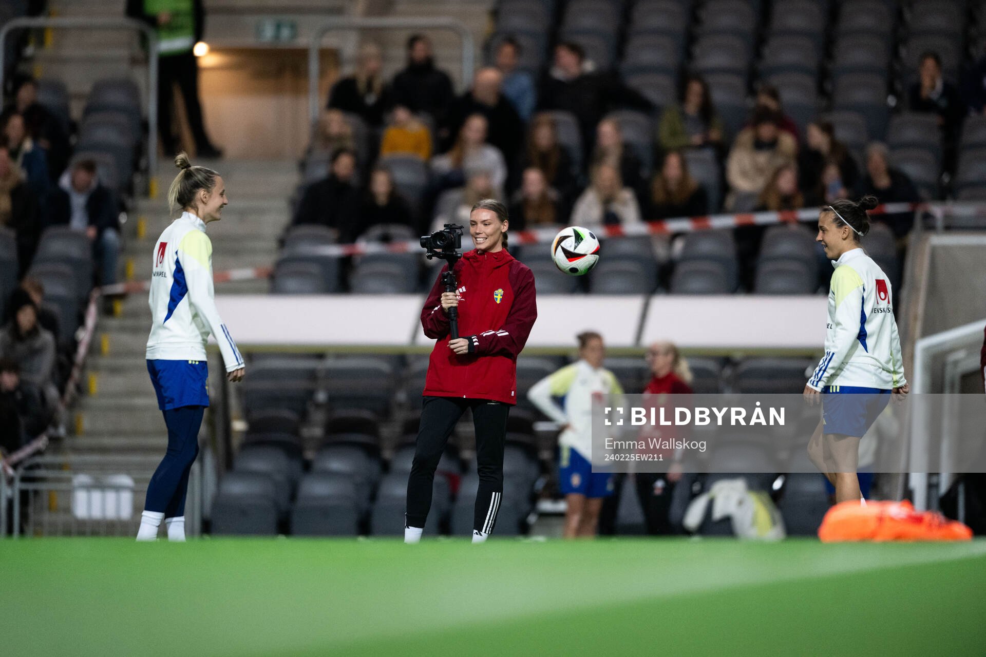 Nathalie Björn, videographer Emma Watson and Julia Zigiotti Olme of the women's national football team of Sweden at a training session on February 25, 2024 in Stockholm.