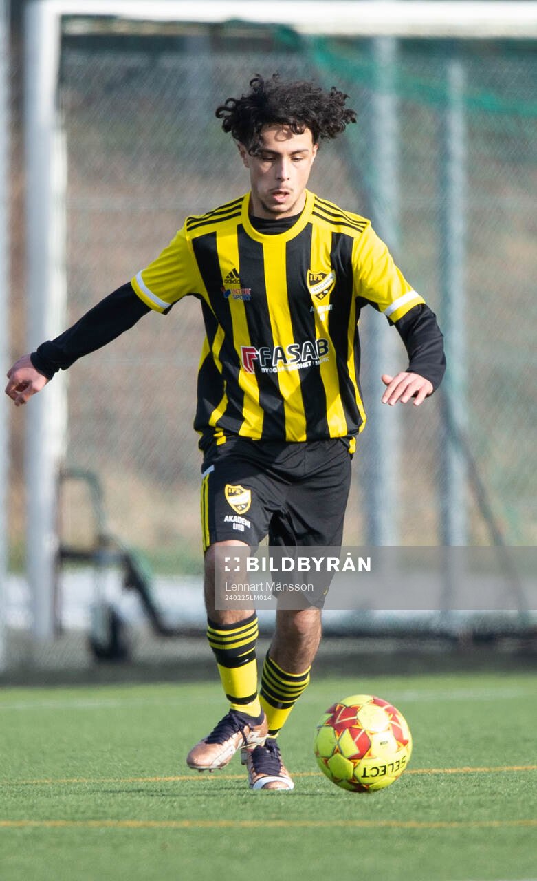 IFK Hässleholms Yousef Alshahoud i träningsmatchen mellan