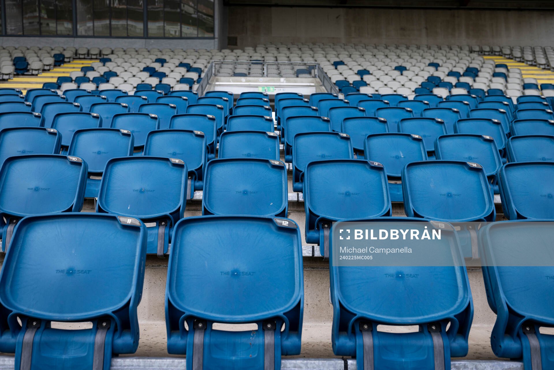 Läktaren på Södertälje fotbollsarena