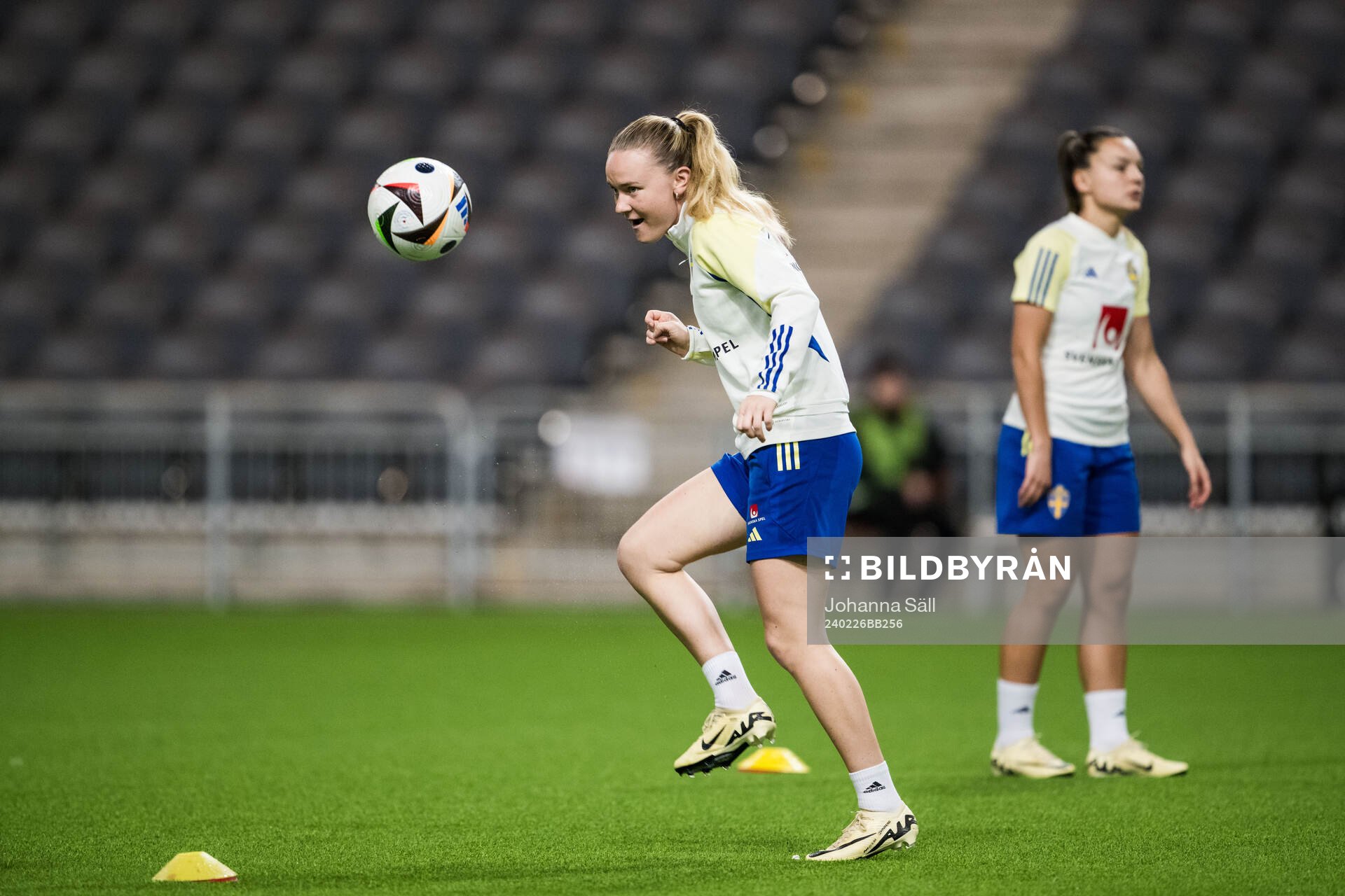 Matilda Vinberg and Johanna Rytting Kaneryd of Sweden during a training session with the Swedish women's national football team on February 26, 2024 in Stockholm.
