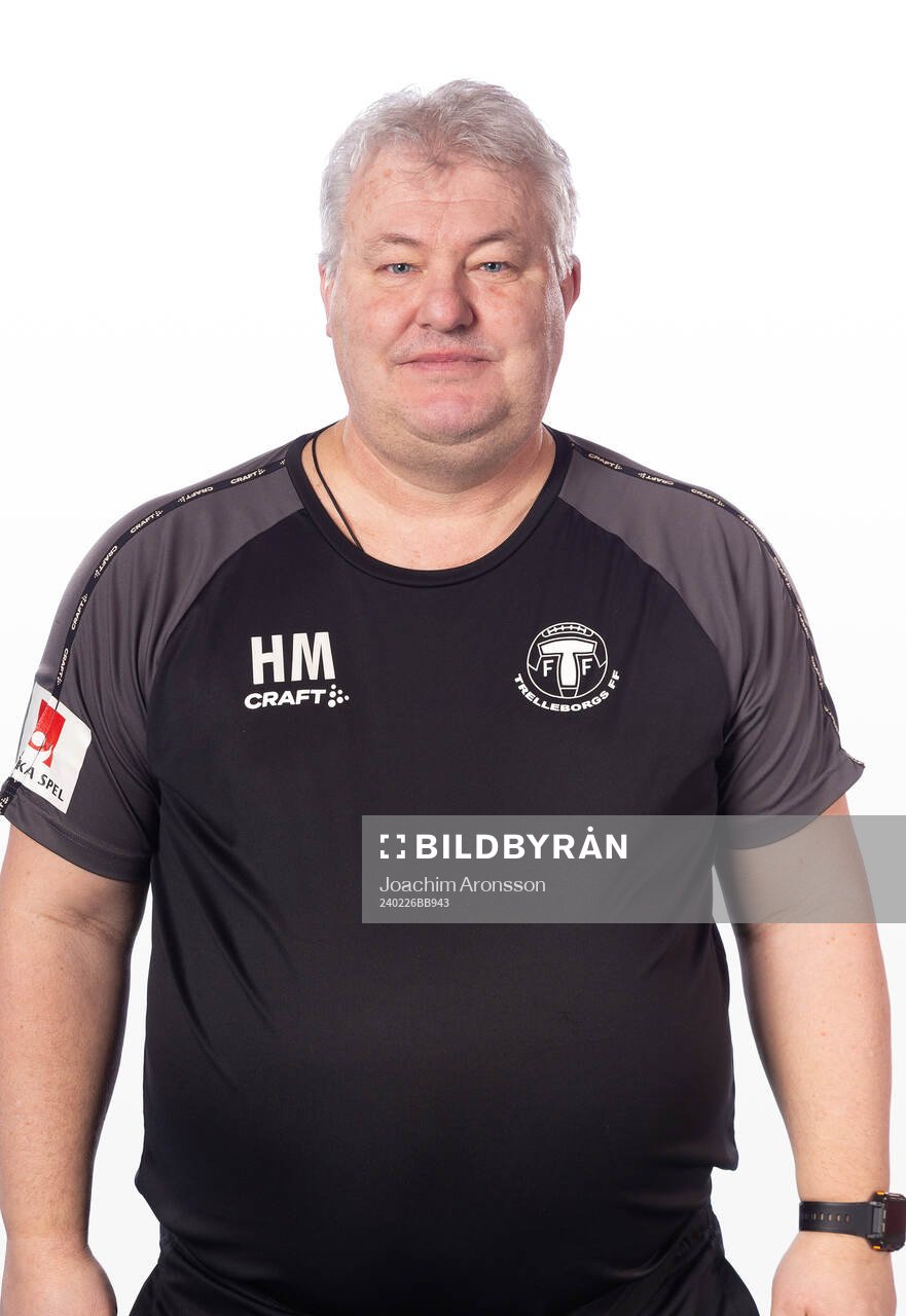 Trelleborgs assisterande tränare Hans Malmgren poserar för ett porträtt den 26 februari 2024 i Trelleborg.