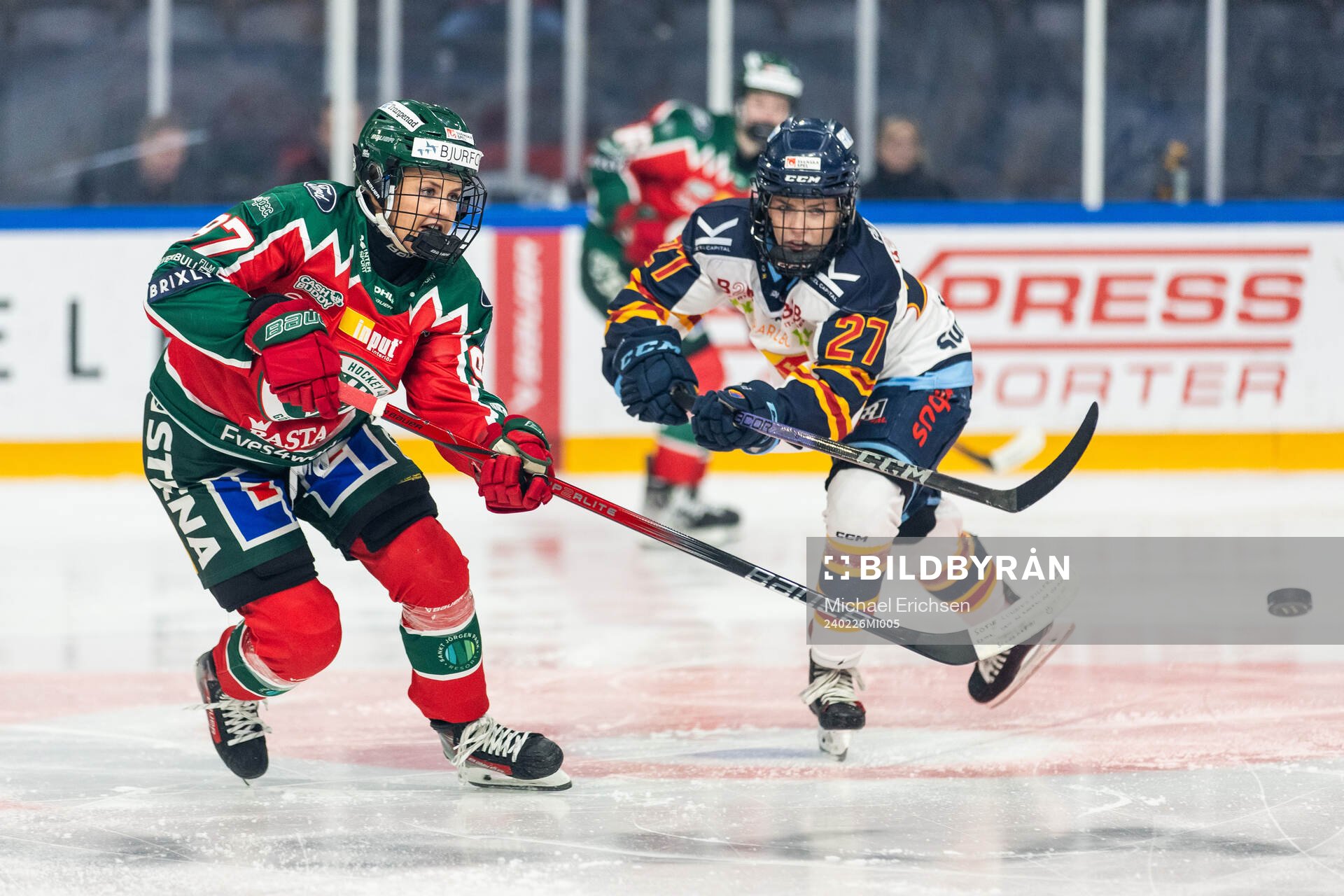 Frölundas Sofie Lundin och Djurgårdens Alice Wallin