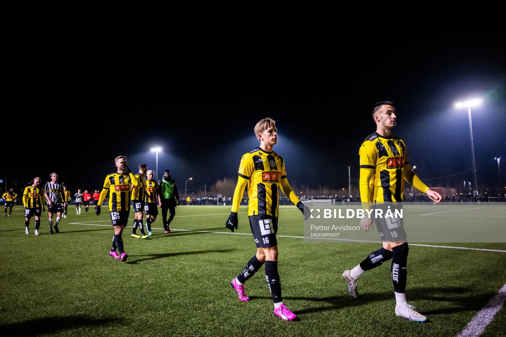 Häckens Pontus Dahbo och Srdjan Hrstic deppar