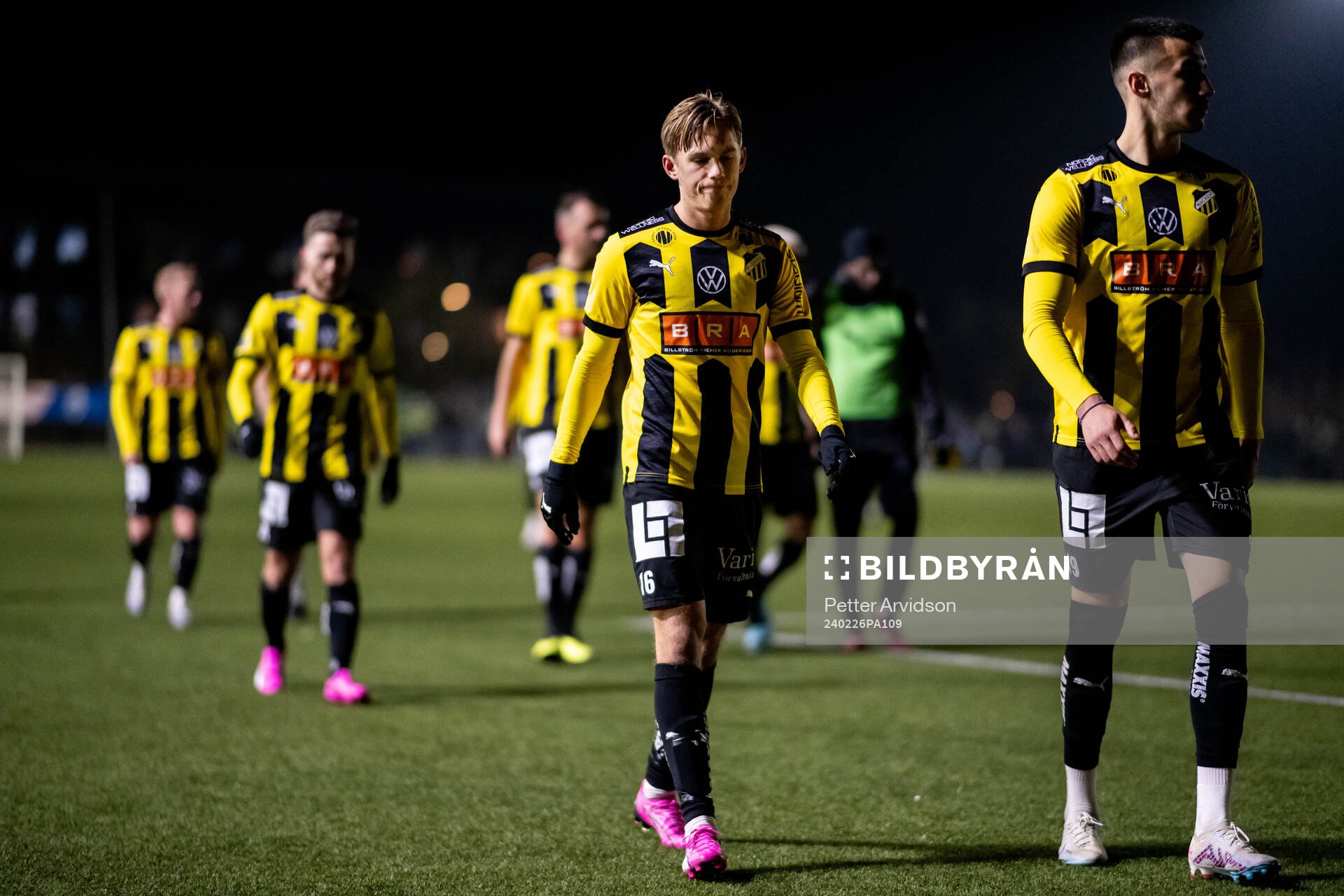 Häckens Pontus Dahbo och Srdjan Hrstic deppar