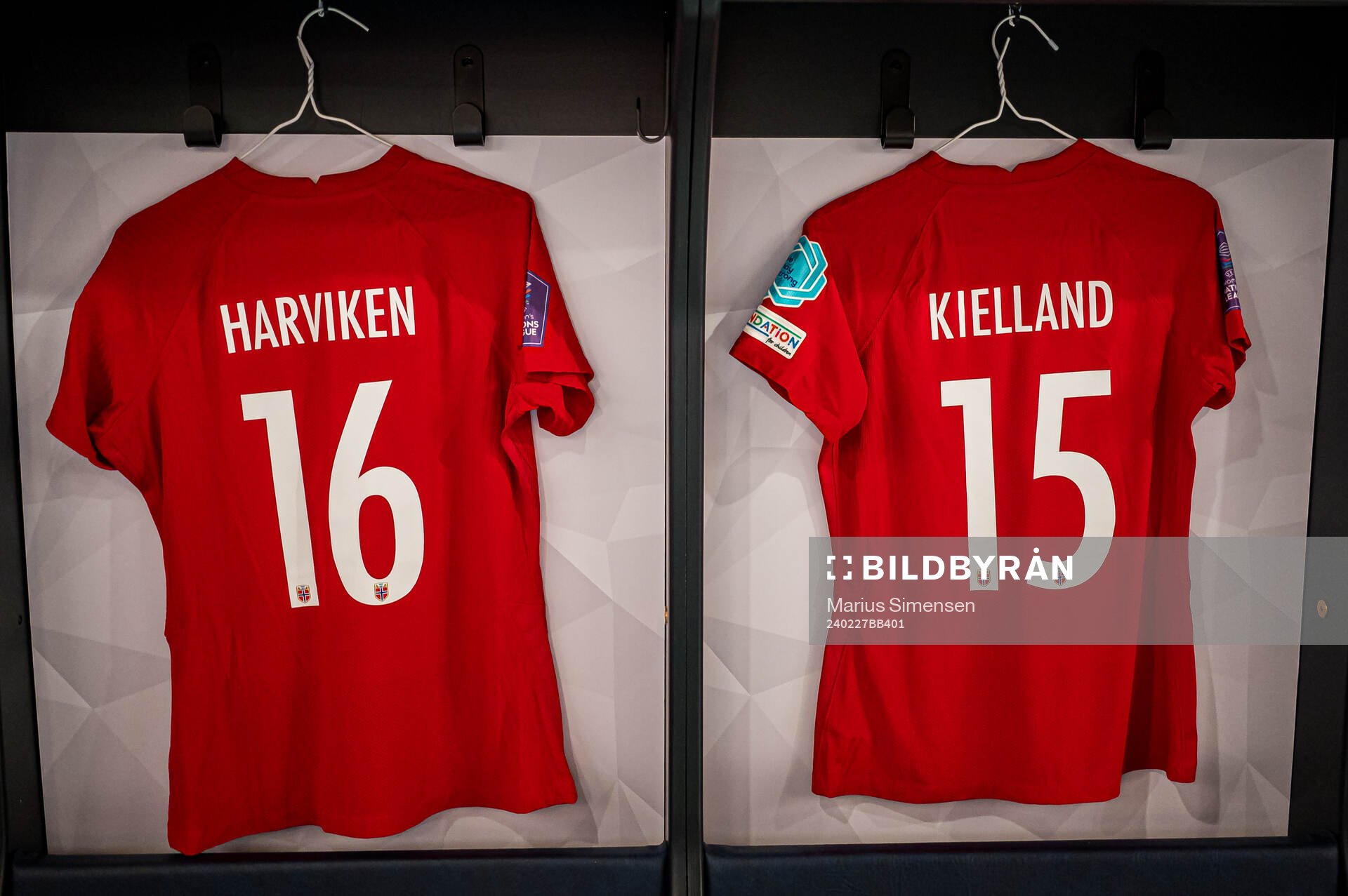 The shirt of Mathilde Hauge Harviken and Justine Kvaleng