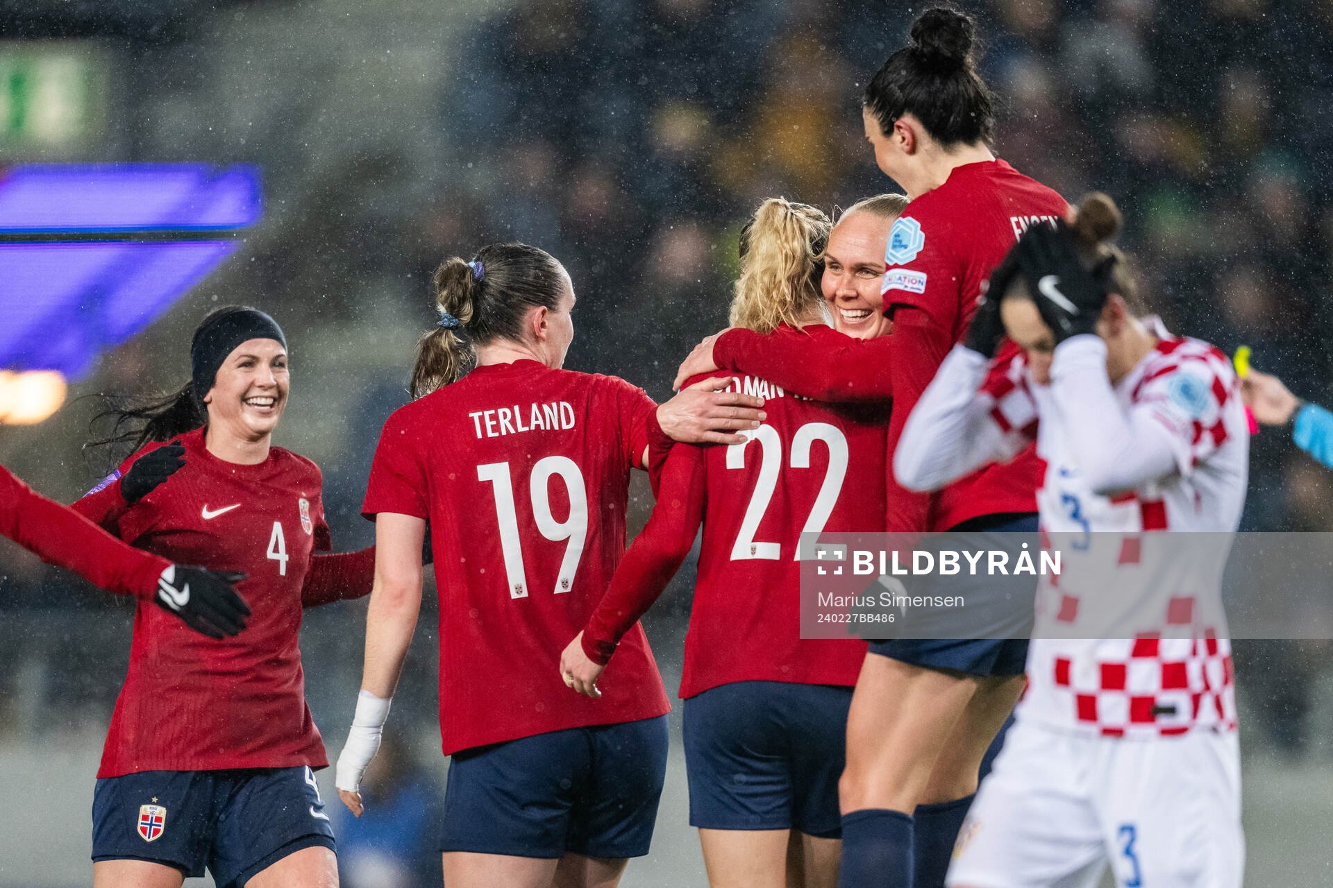 Tuva Hansen, Elisabeth Terland and Sophie Roman Haug of