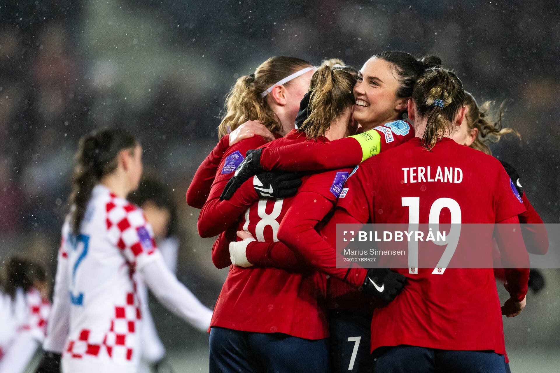 Frida Leonhardsen Maanum of Norway celebrates with Ingrid