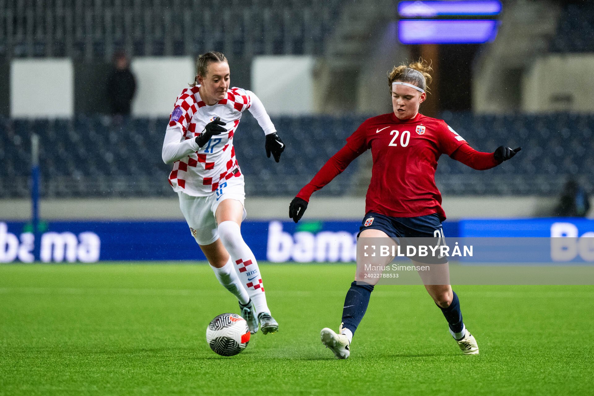 Karla Jedvaj of Croatia and Signe Gaupset of Norway