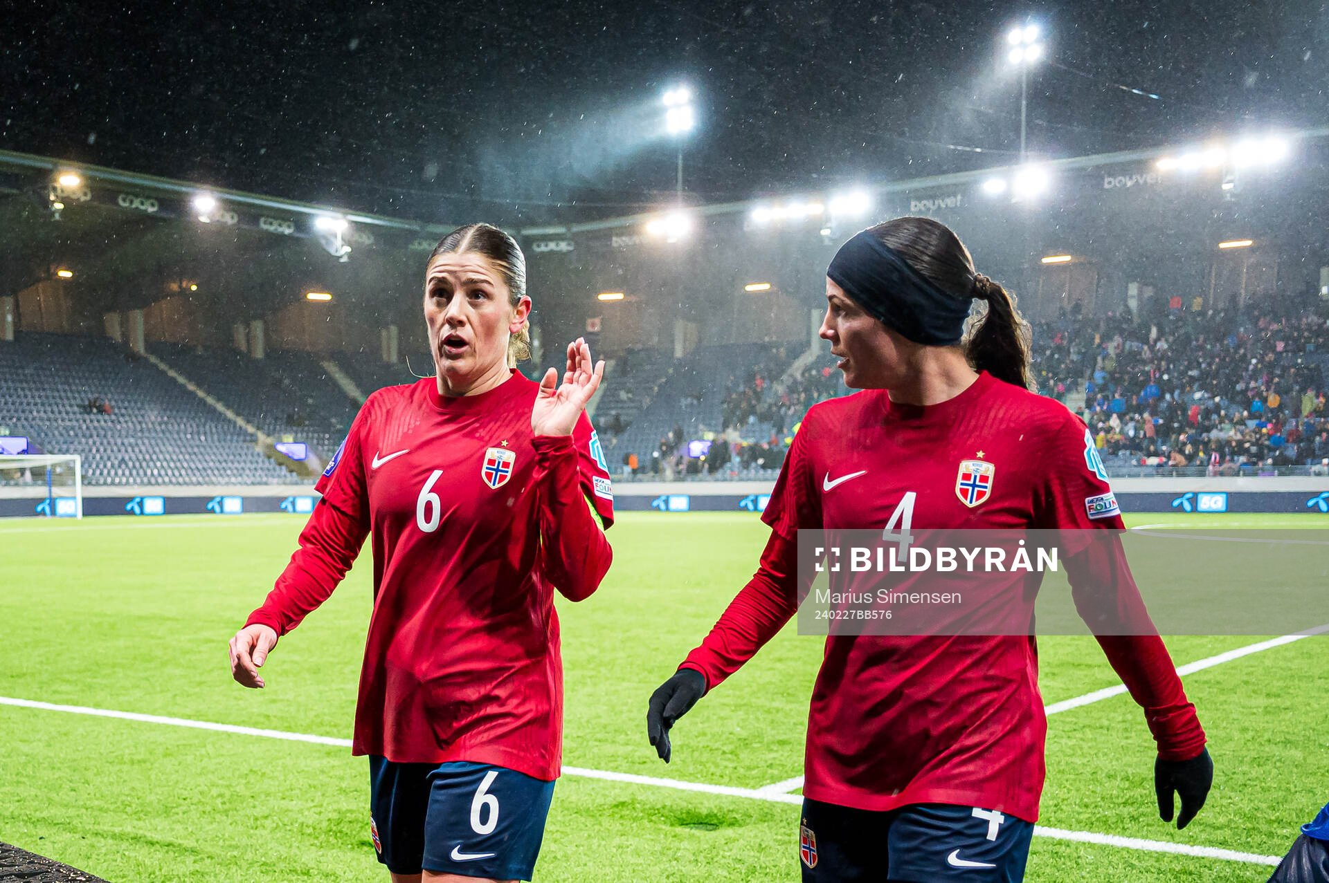 Maren Nævdal Mjelde and Tuva Hansen of Norway