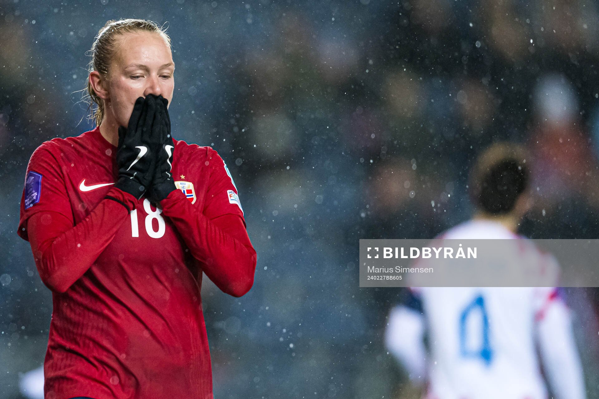 Frida Leonhardsen Maanum of Norway reacts