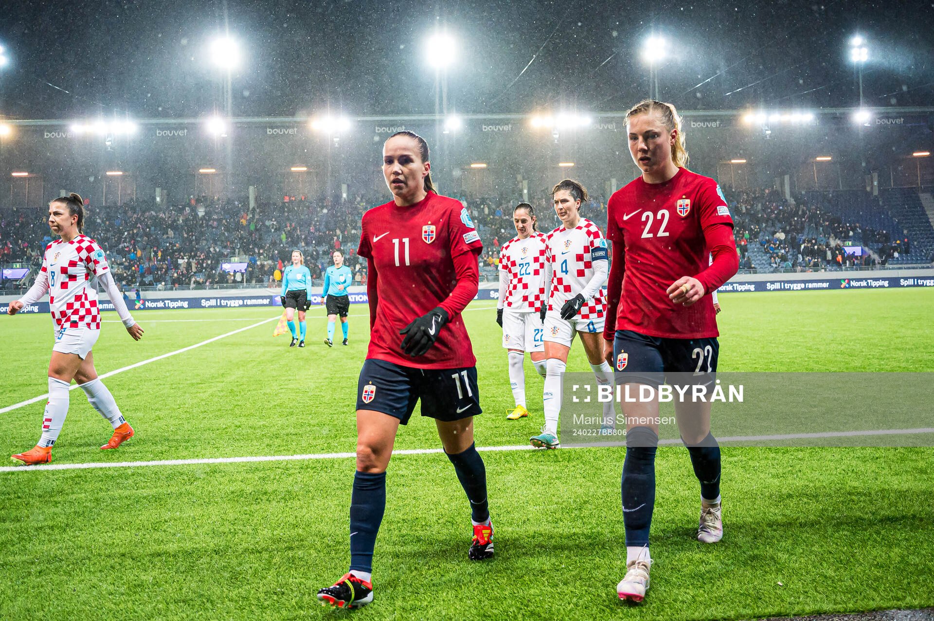 Guro Reiten and Sophie Roman Haug of Norway