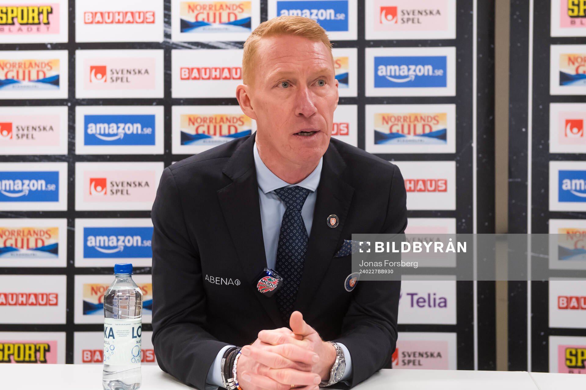 Växjös tränare Jörgen Jönsson på presskonferensen