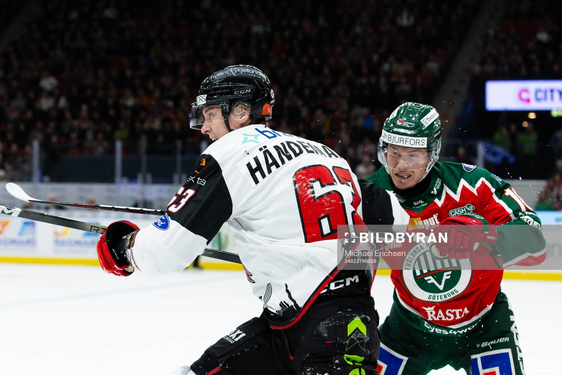 Malmö Redhawks Fredrik Händemark och Frölundas Linus