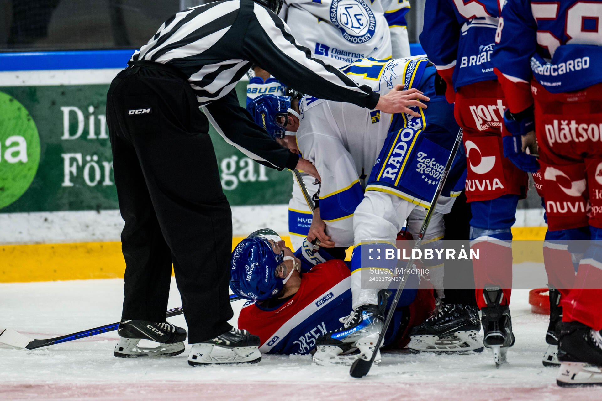 Oskarshamns Lukas Jasek och Leksands Martin Karlsson