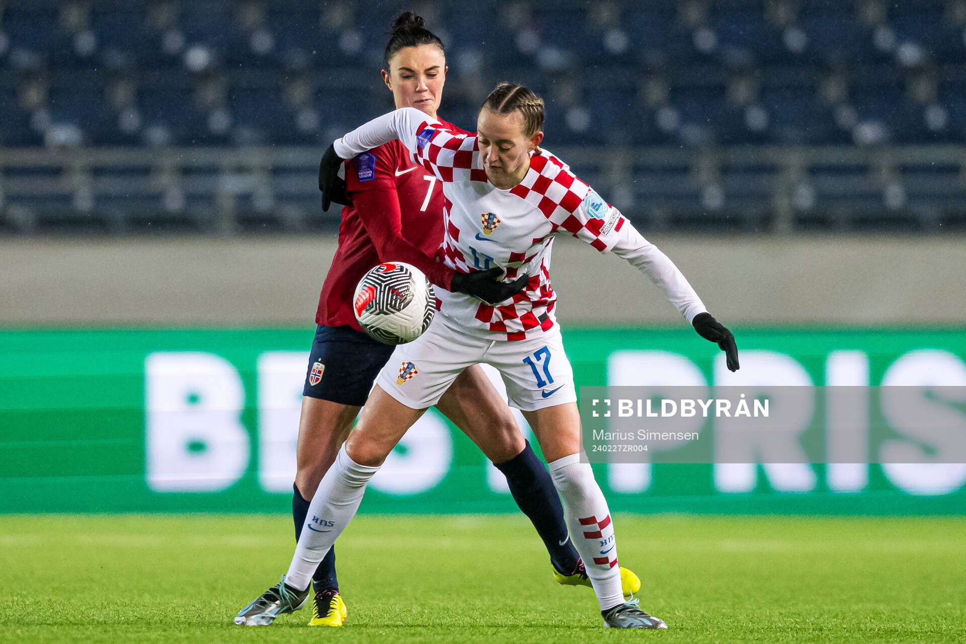 Ingrid Syrstad Engen of Norway and Karla Jedvaj of Croatia