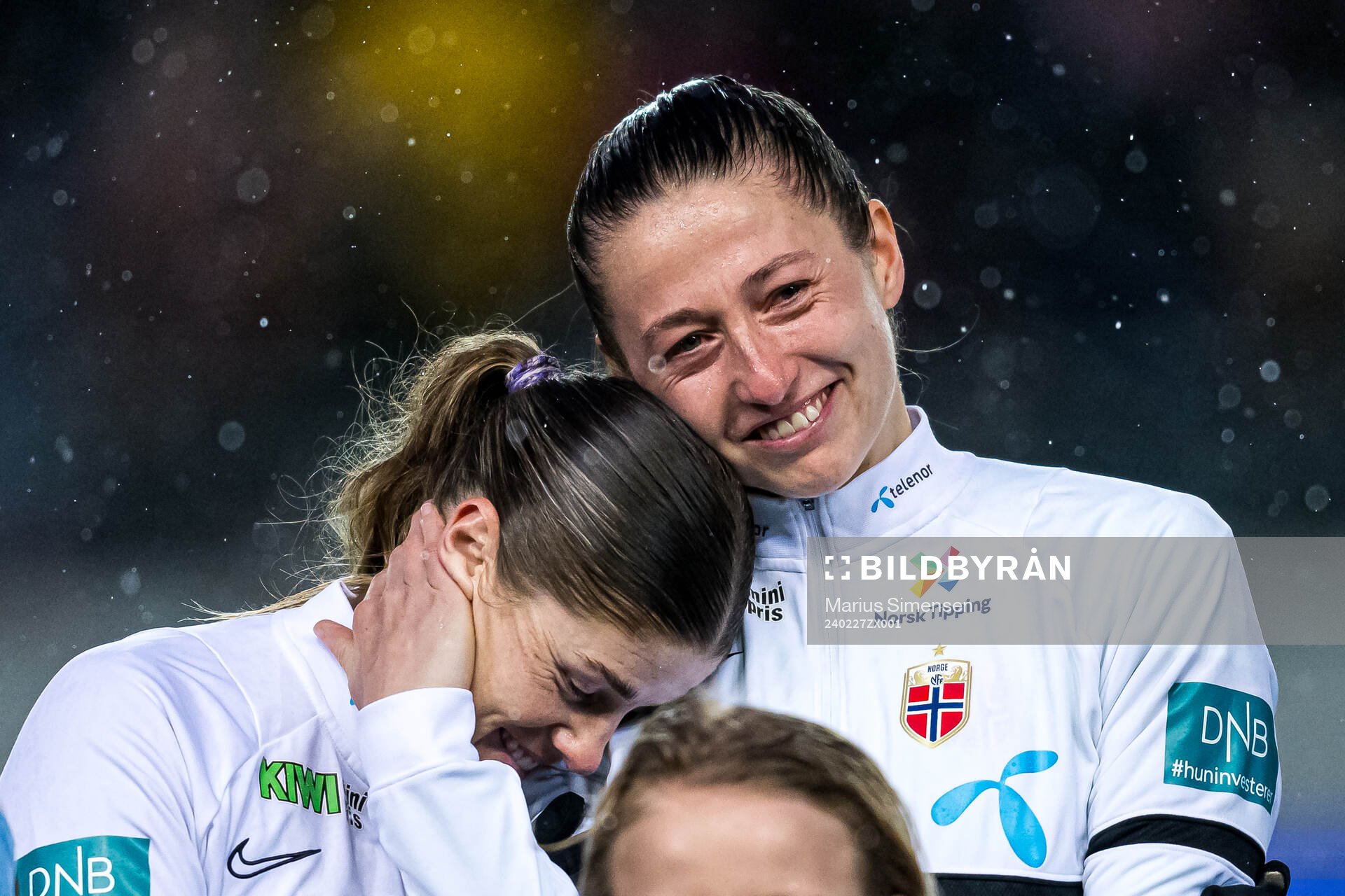 Maren Nævdal Mjelde and Cecilie Hauståker Fiskerstrand of