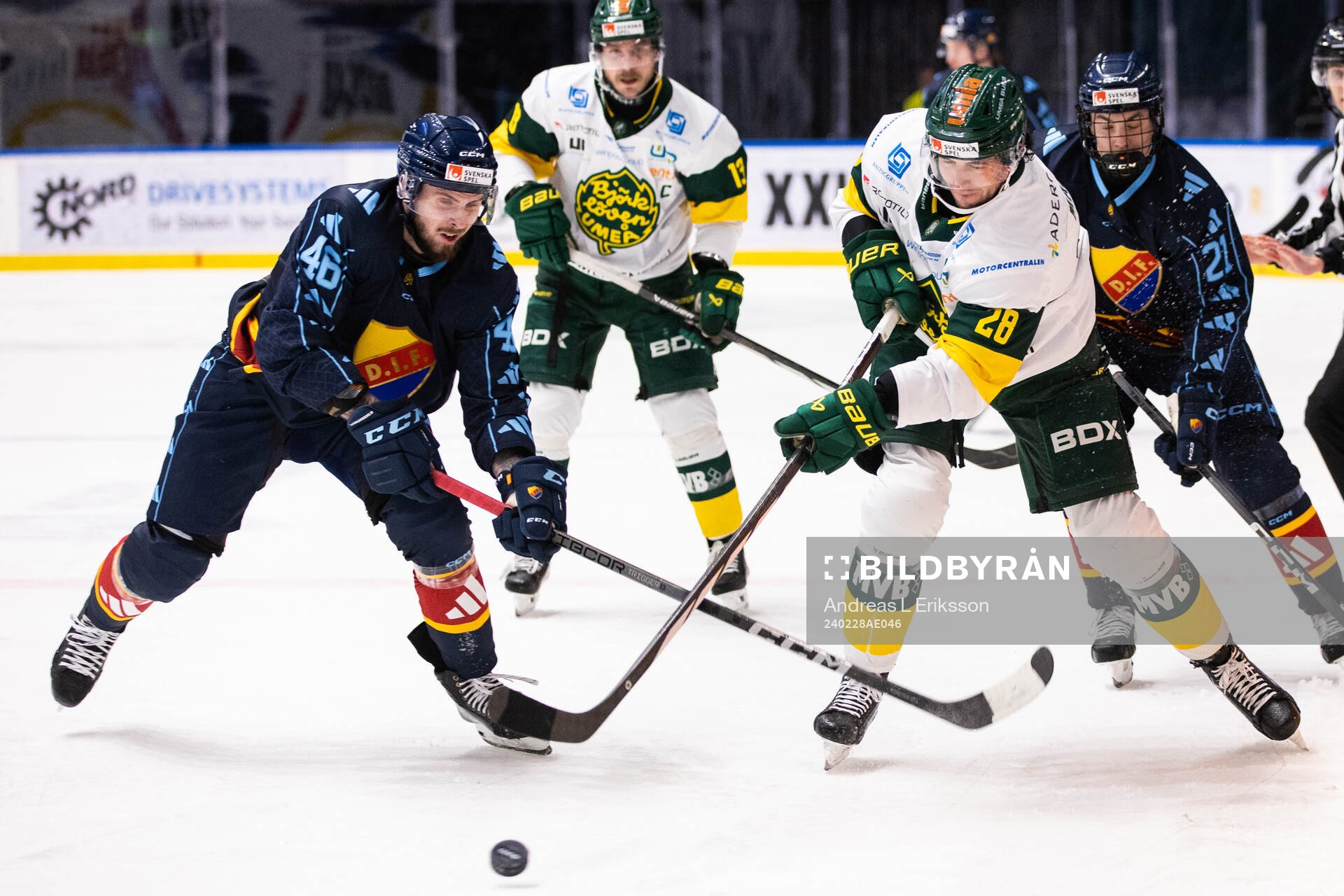 Djurgårdens Albin Grewe och Björklövens Brandon Manning