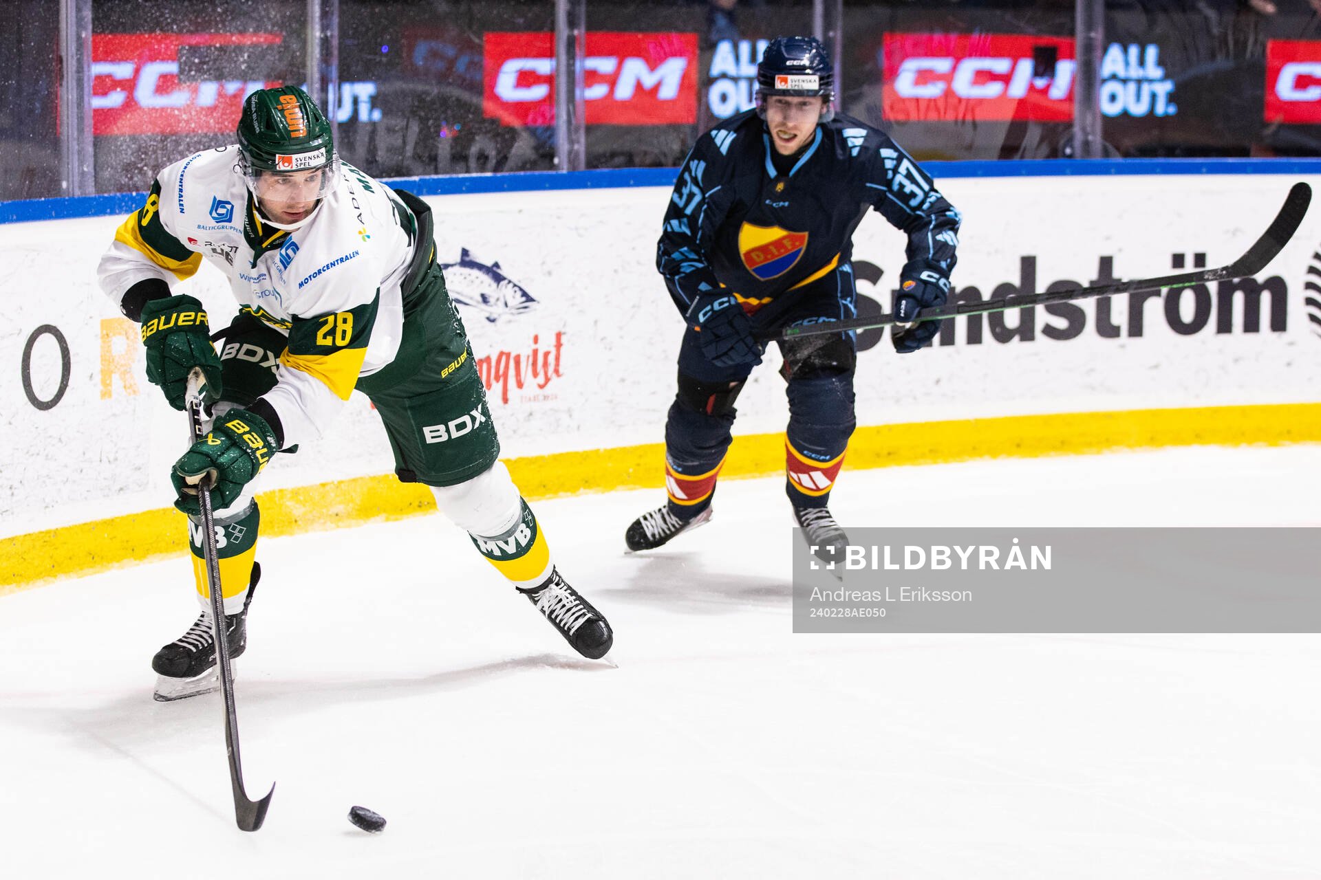 Björklövens Brandon Manning och Djurgårdens John Norman