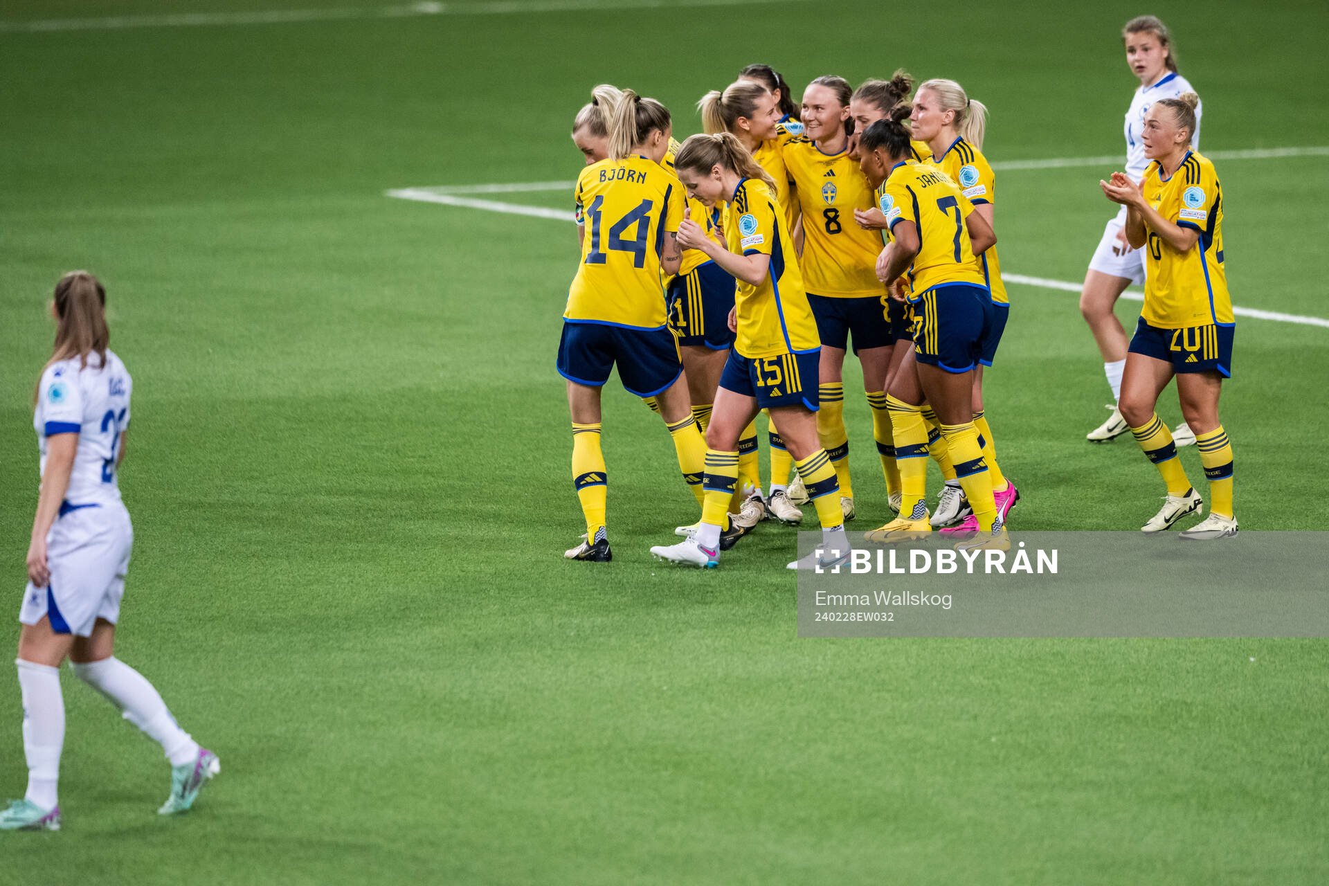 Matilda Vinberg of Sweden celebrates with team mates
