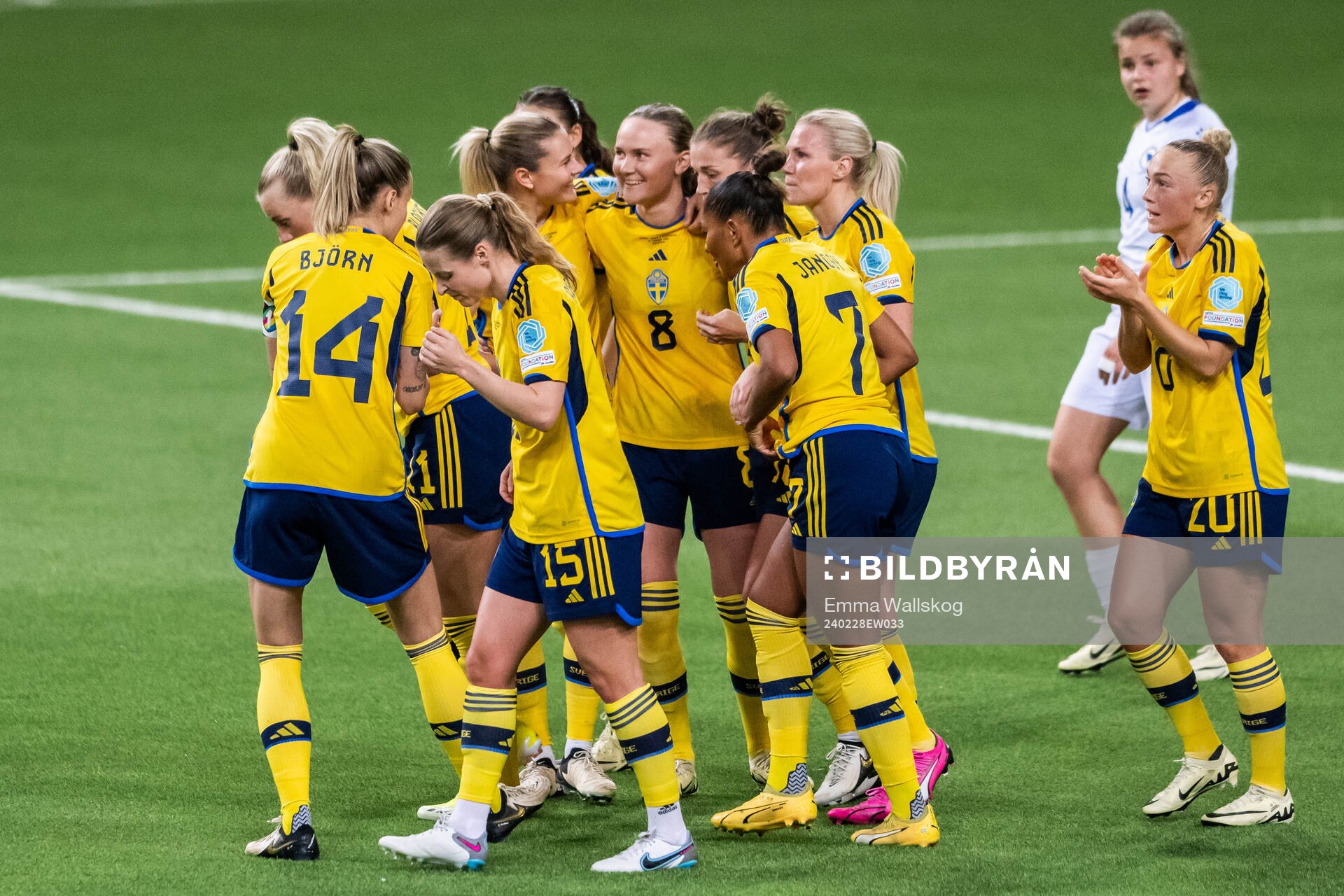 Matilda Vinberg of Sweden celebrates with team mates