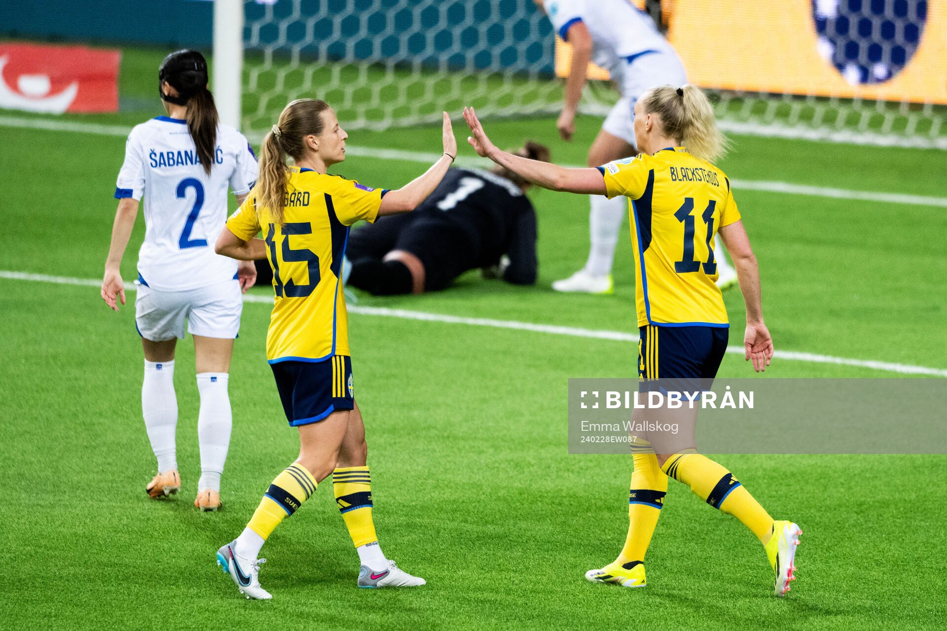 Anna Anvegård and Stina Blackstenius of Sweden