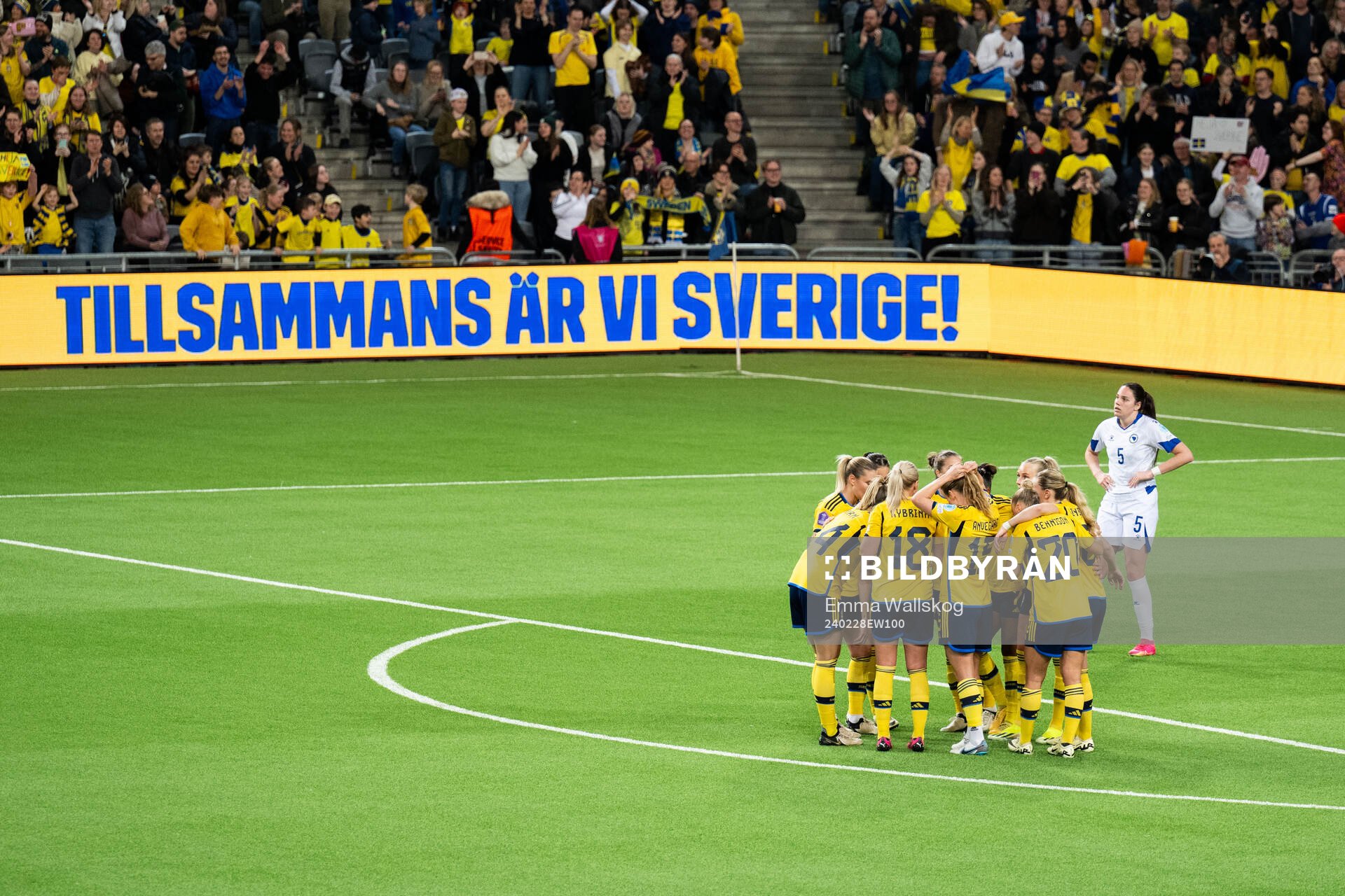 Players of Sweden celebrate