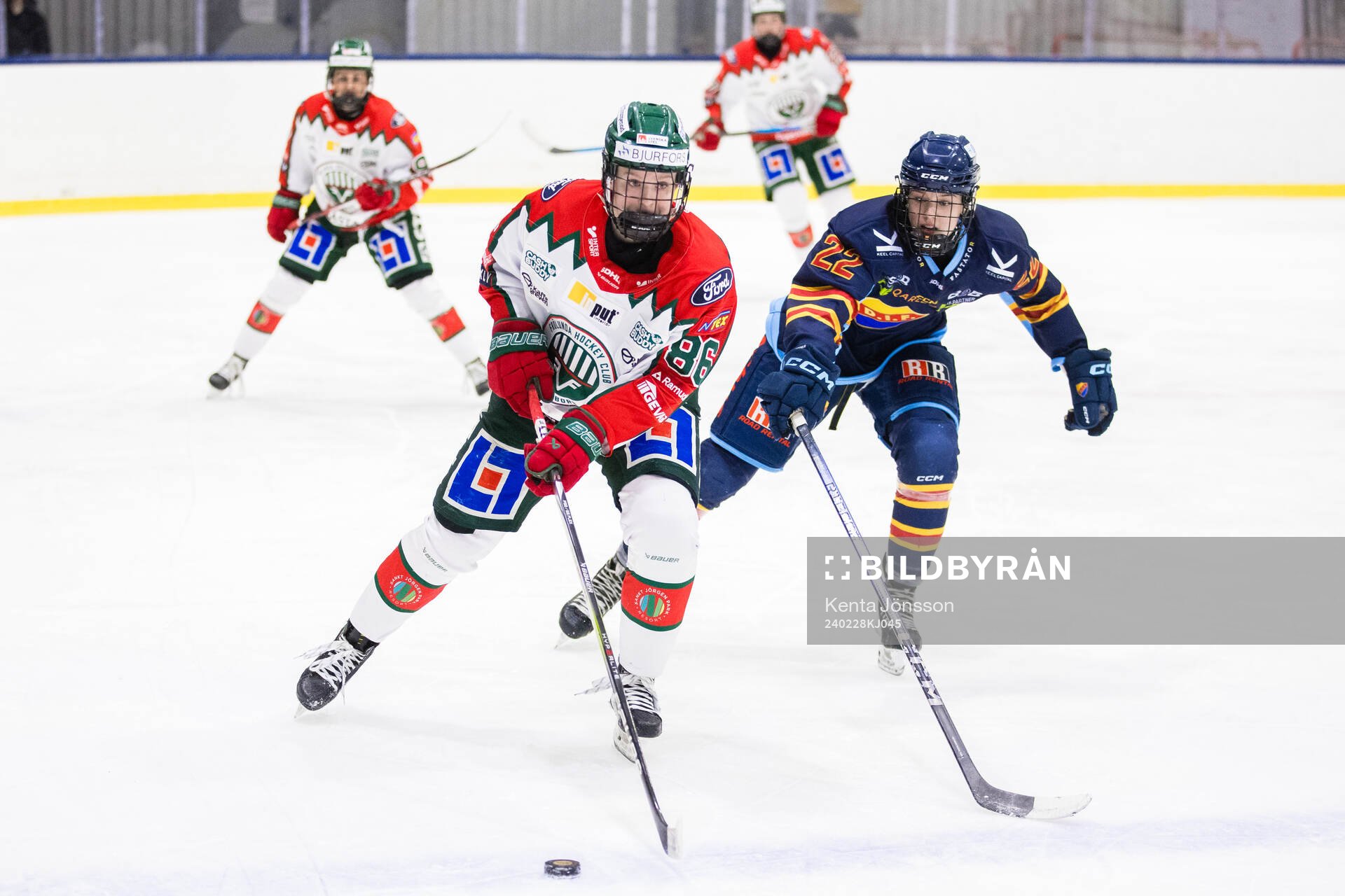 Frölundas Tuva Kandell och Djurgårdens Tereza Plosova