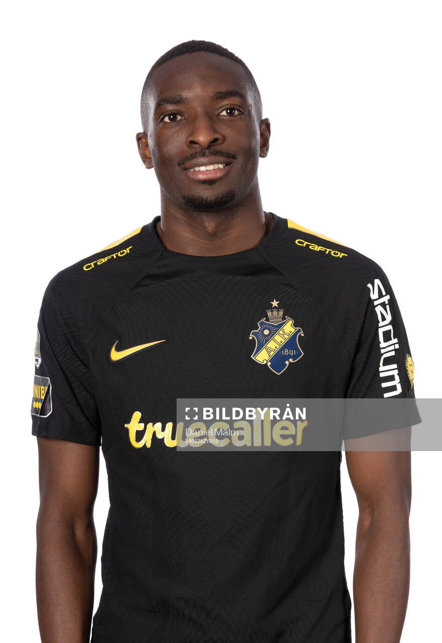 s Collins Sichenje